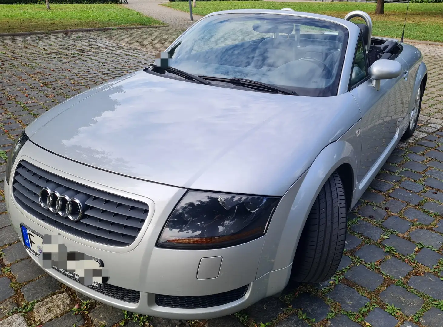 Audi TT Roadster 180 PS, TÜV 05/27 * Inspektion neu* Xenon Srebrny - 2