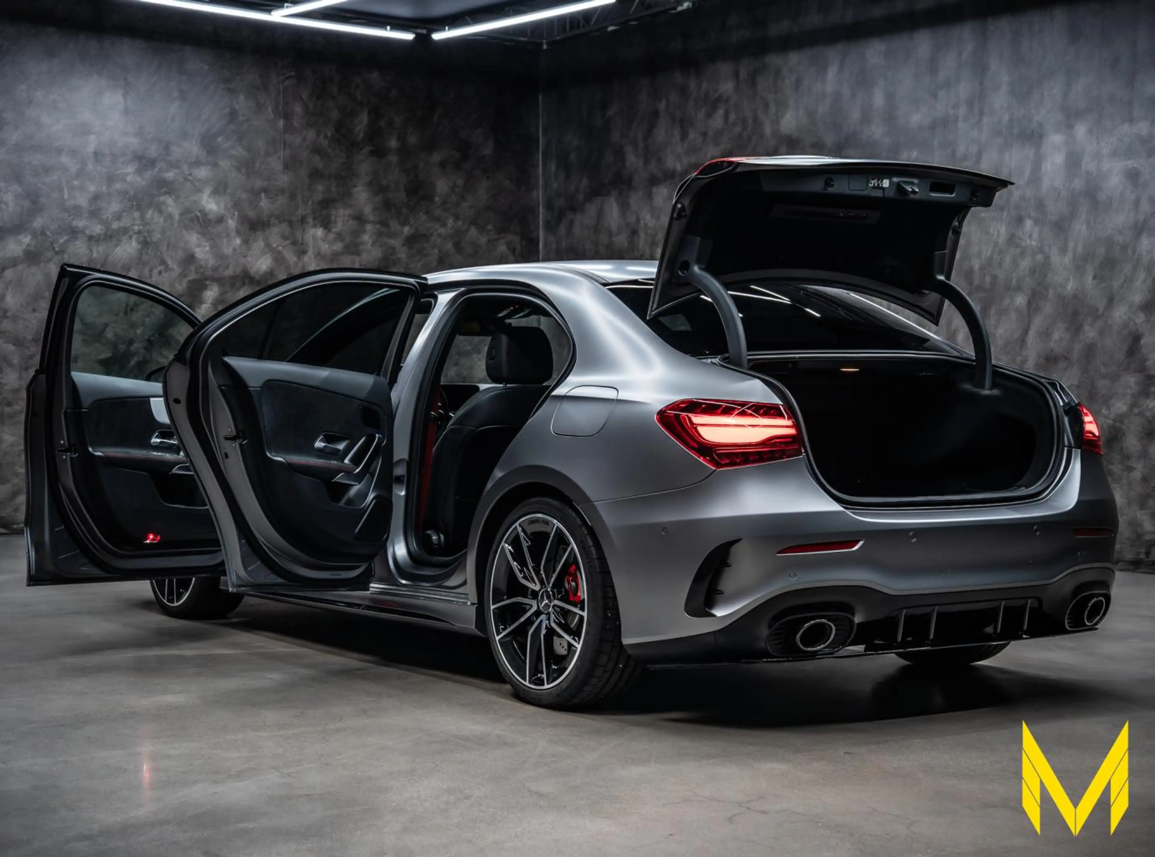 Mercedes-Benz A 35 AMG 4M LIM|ADV+|MAGNO|AERO|NIGHT|LM19Z|DIS+ — photo 7