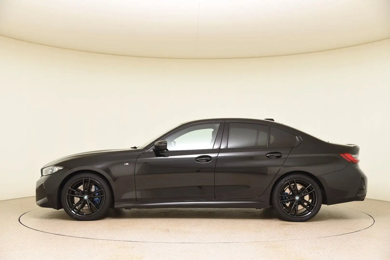 BMW 320 d xDrive M Sport DriveAssProf ACC *UVP:78.130 Schwarz - 2