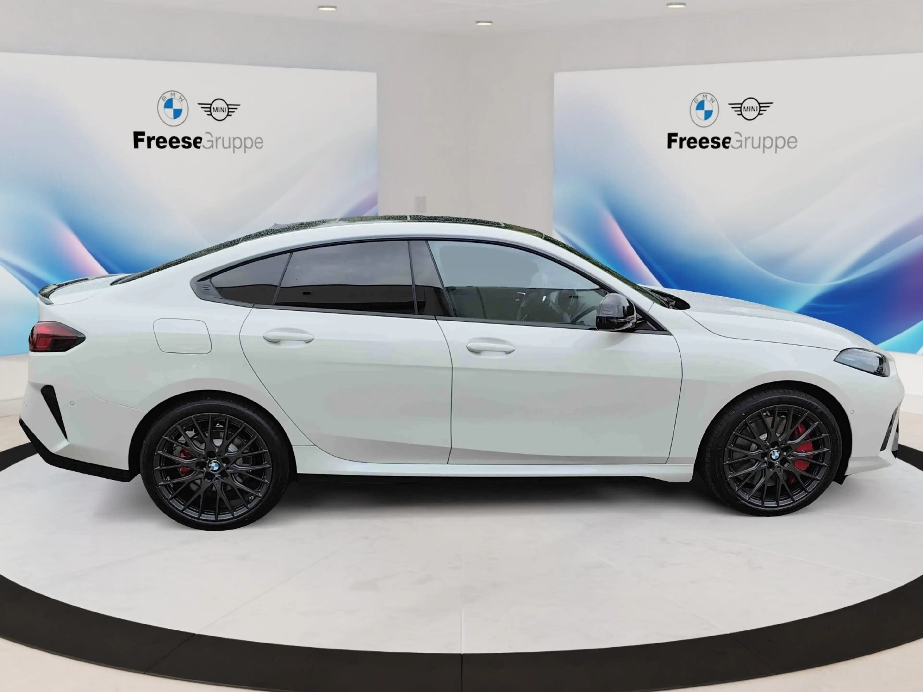 BMW 223 xDrive AHK 360° HEAD-UP PANO RFK HIFI XDRIVE — photo 7