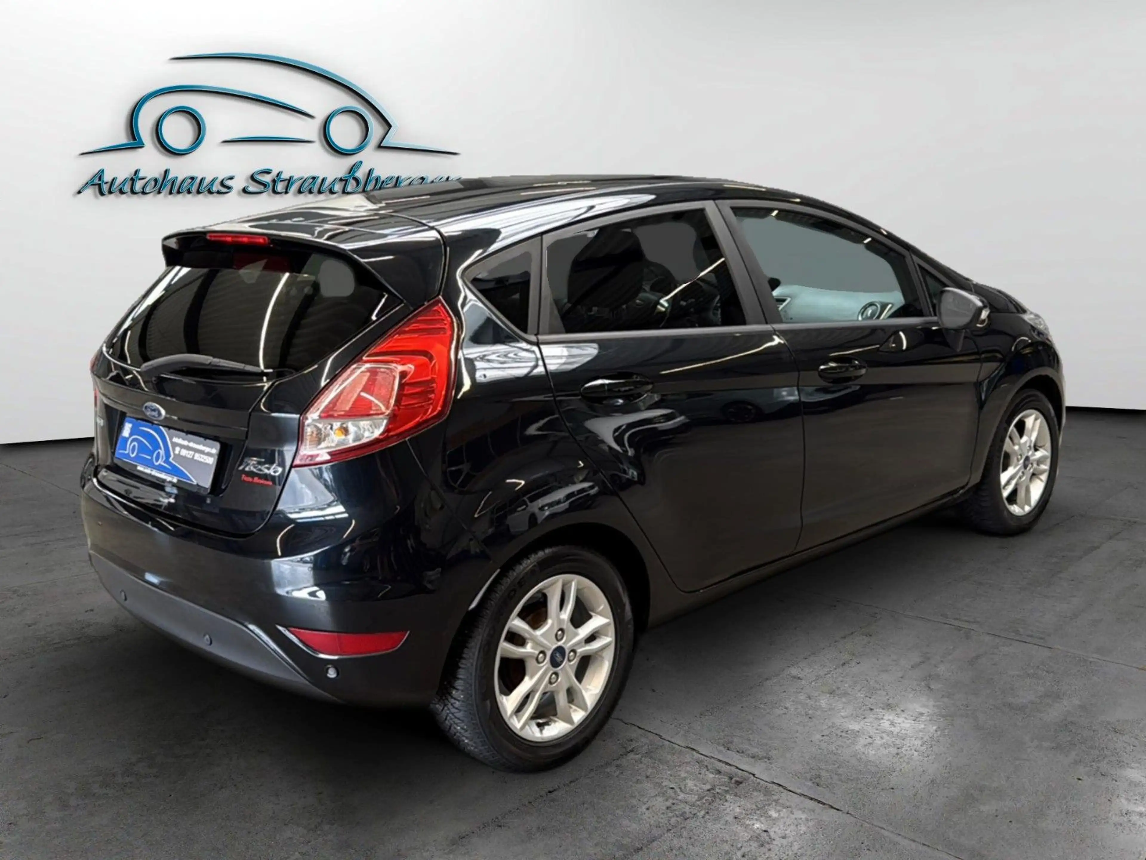 Ford Fiesta 1.0 EcoBoost Celebration PDC Klima SHZ — photo 5
