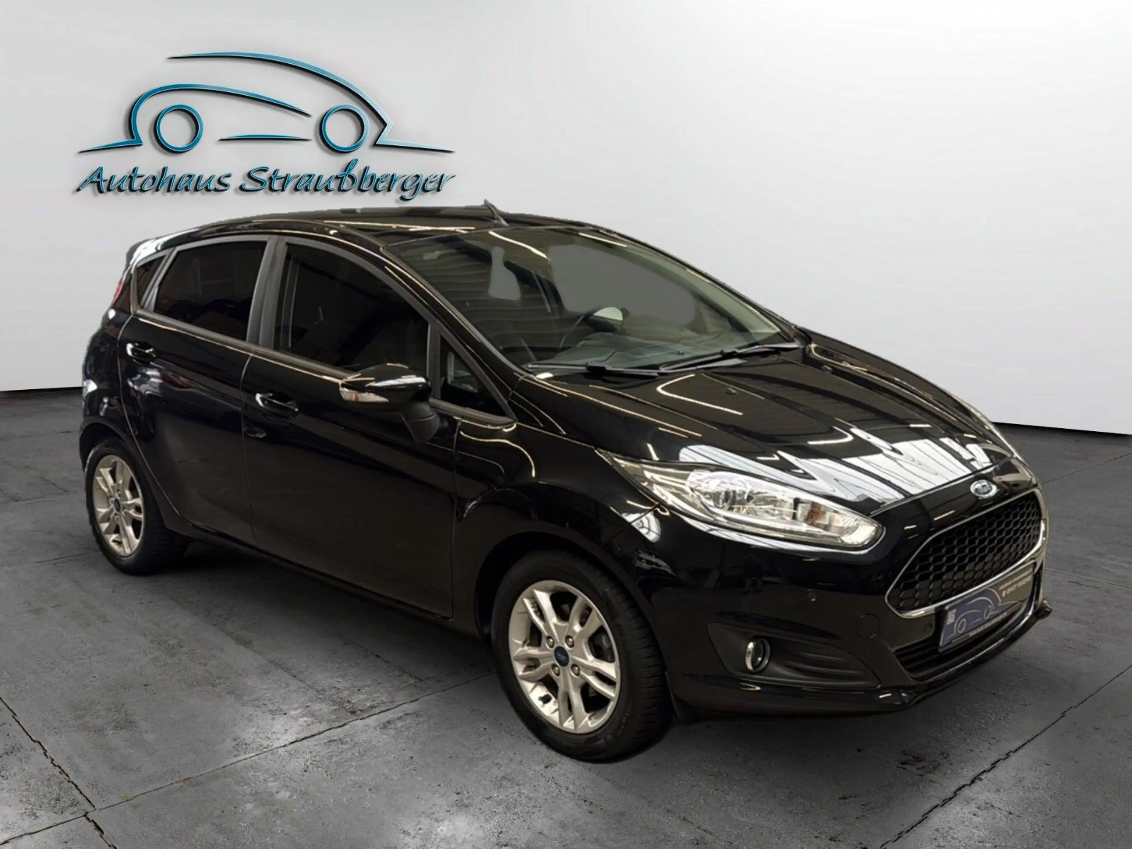 Ford Fiesta 1.0 EcoBoost Celebration PDC Klima SHZ — photo 6