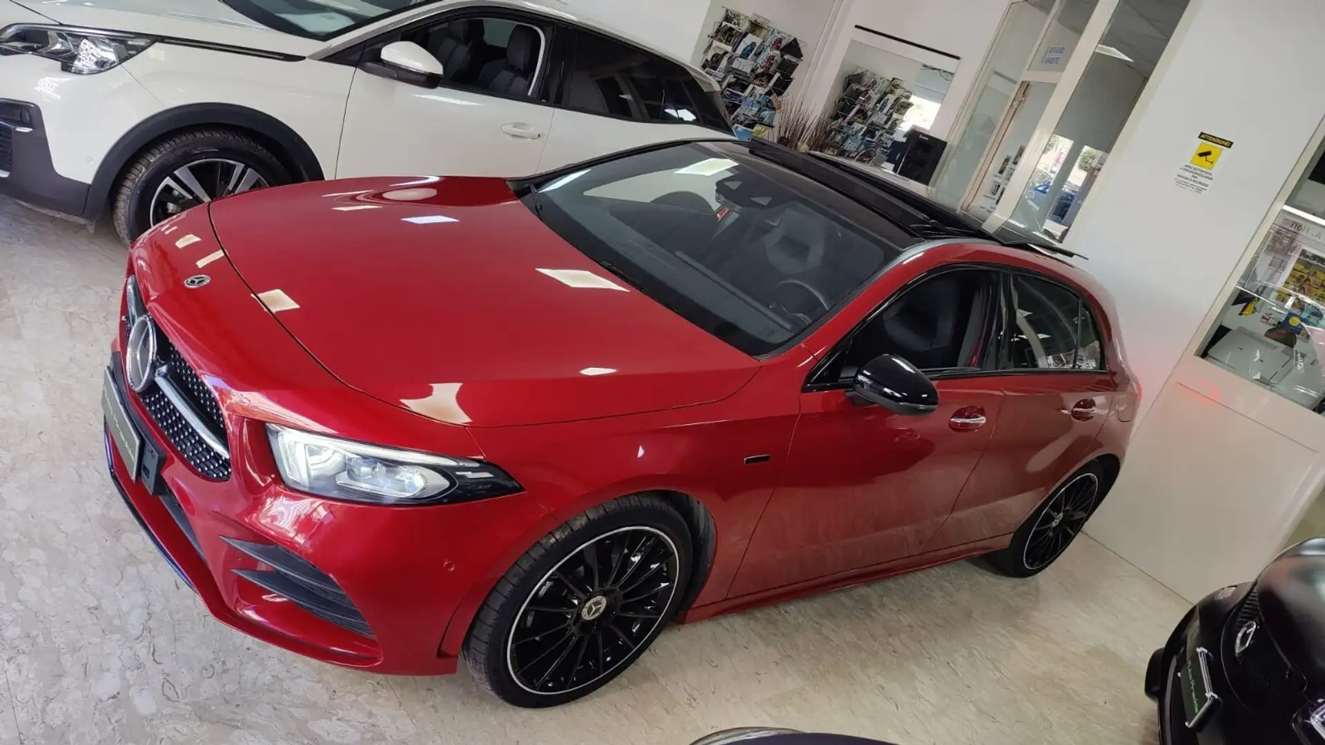 Mercedes-Benz A 250 A 250 e Automatic EQ-Power Premium Rosso - 1