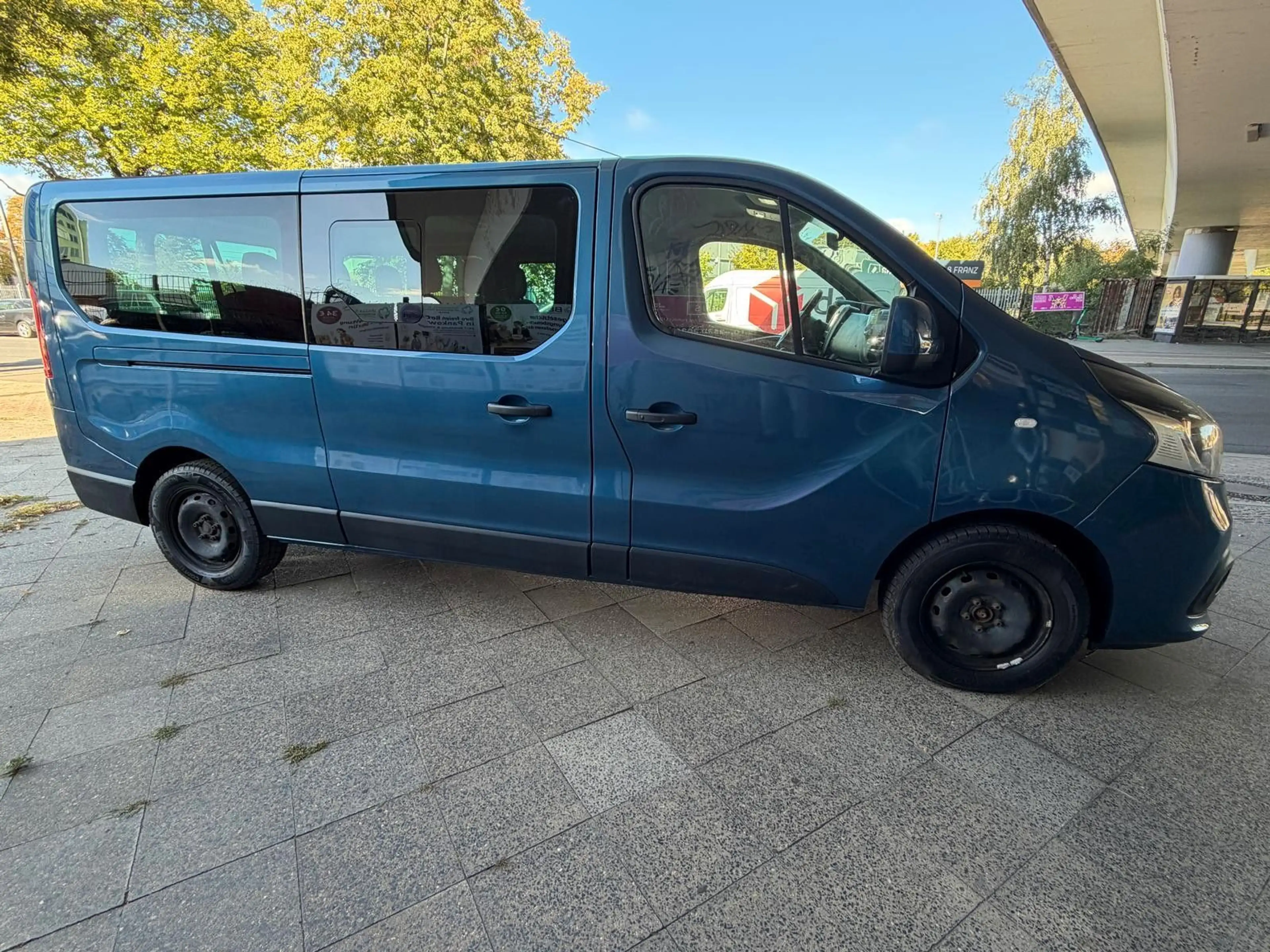 Renault Trafic III L2H1 2,9t Grand  Expression/9Sitzer — photo 8