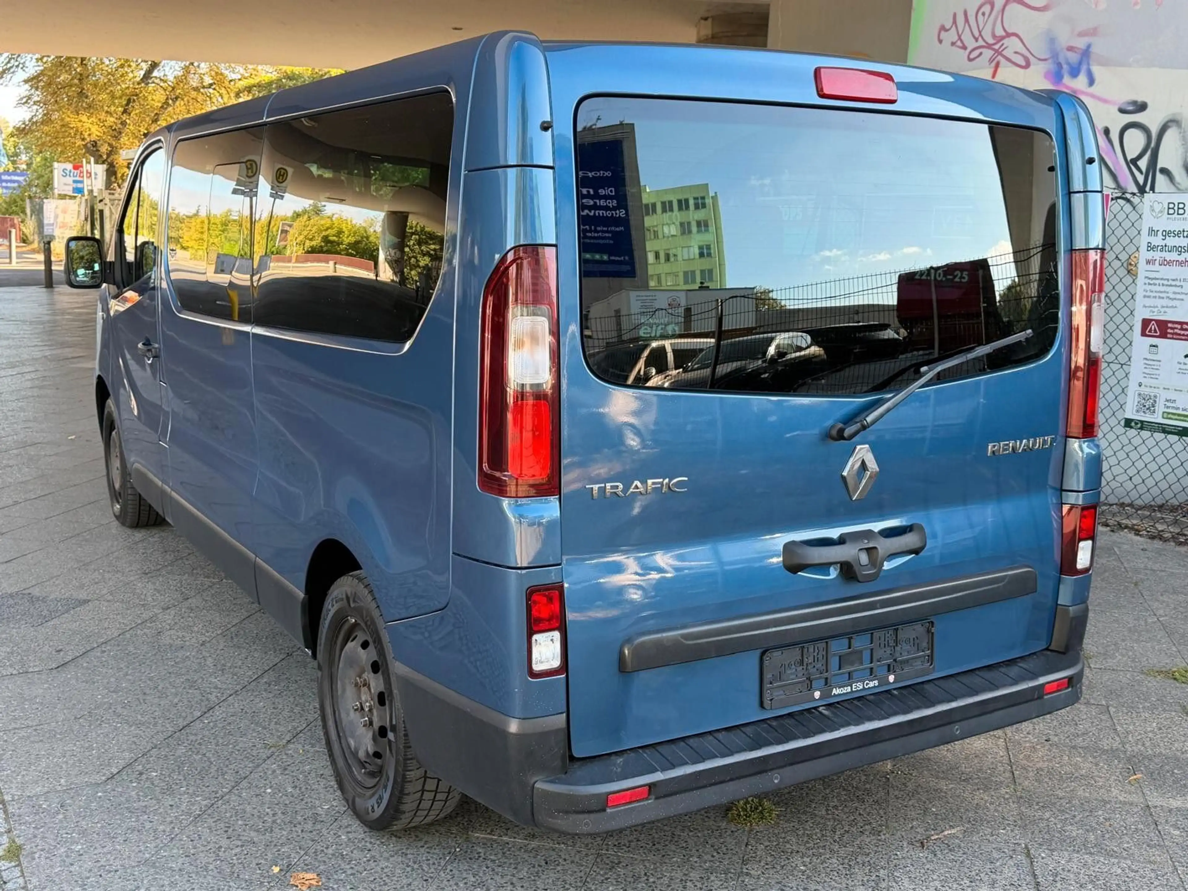Renault Trafic III L2H1 2,9t Grand  Expression/9Sitzer — photo 2