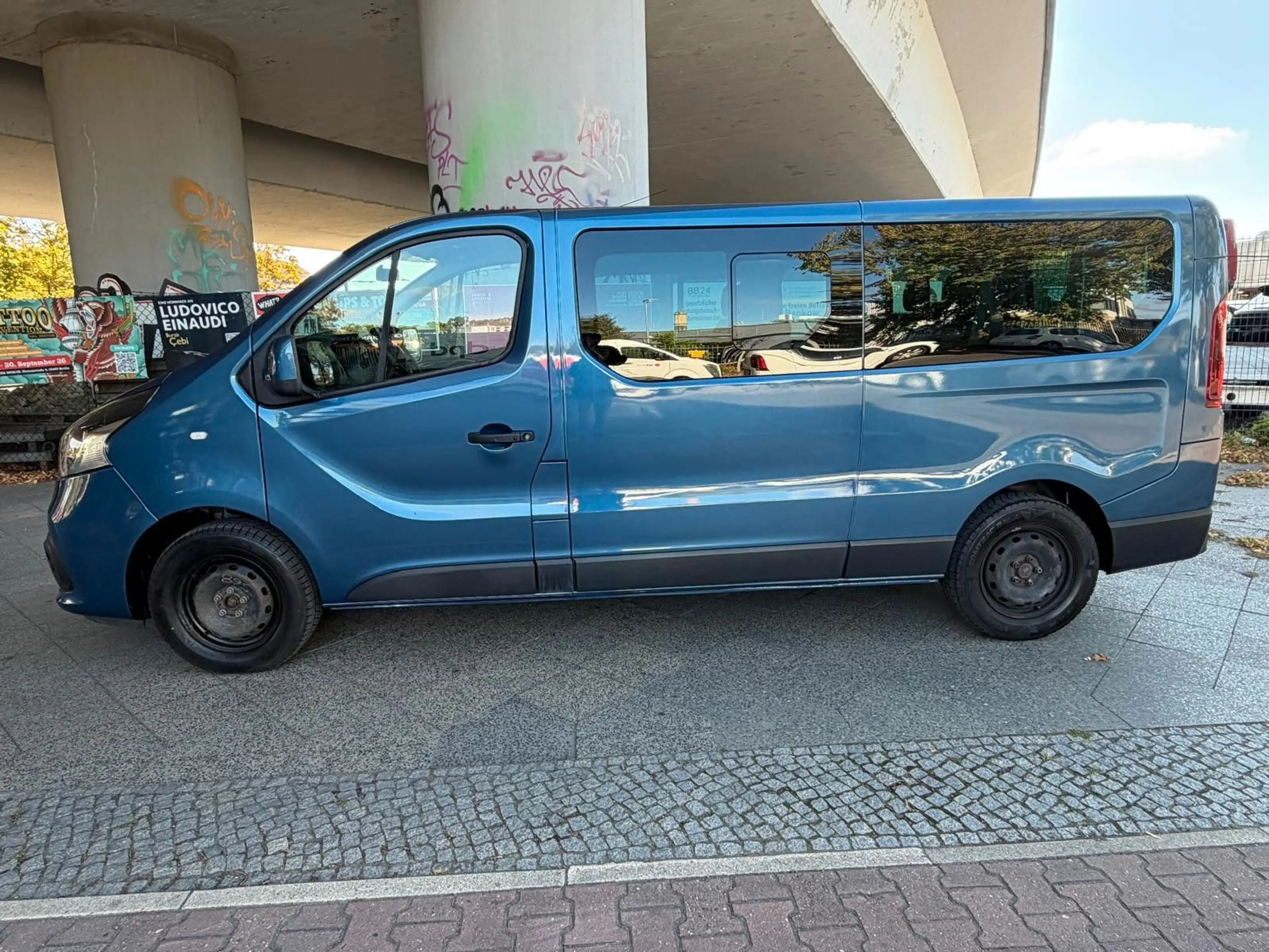 Renault Trafic III L2H1 2,9t Grand  Expression/9Sitzer — photo 3