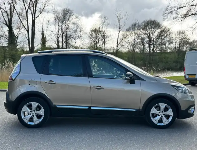 Hyundai Ix20 view 4