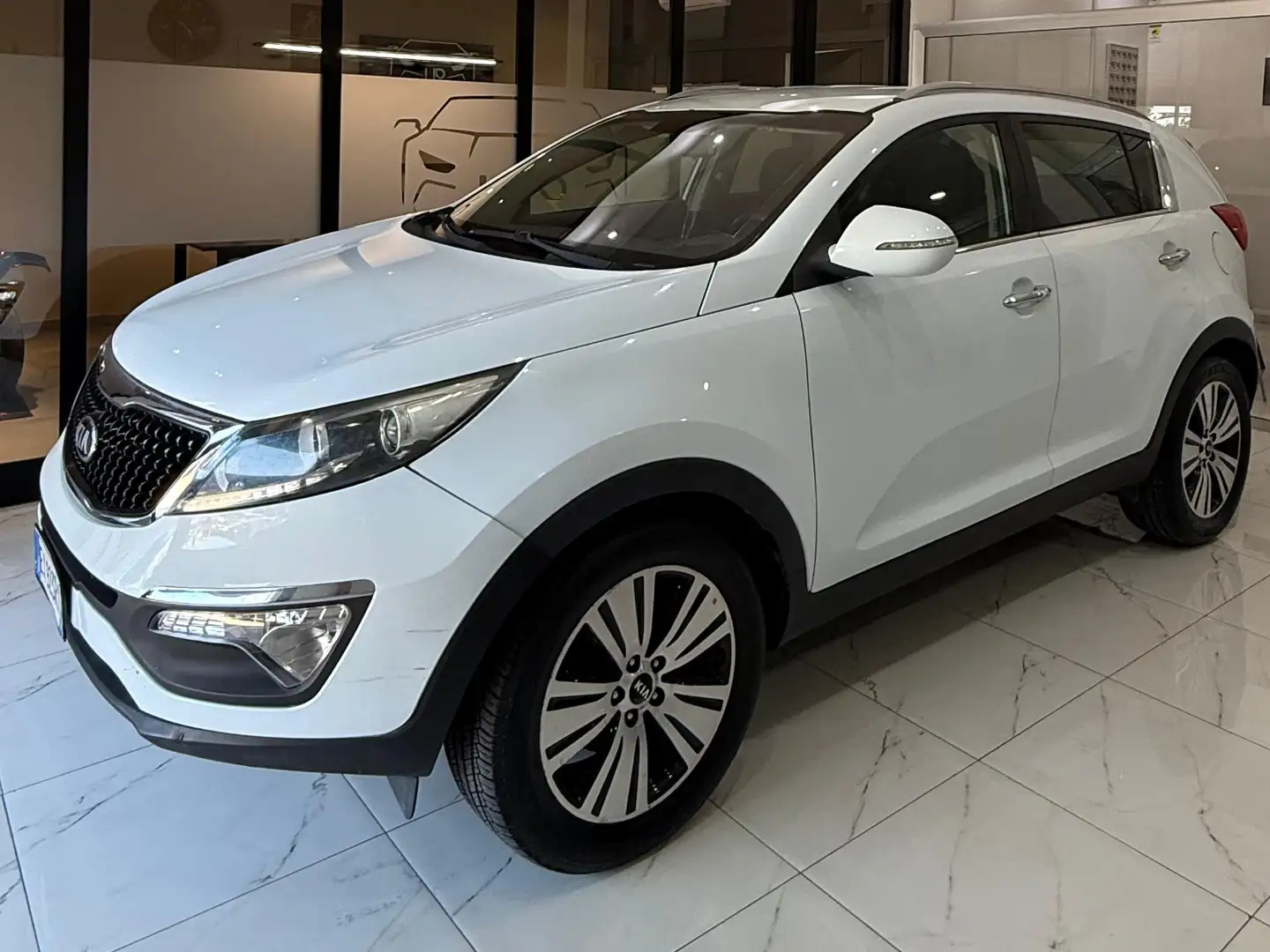 Kia Sportage Sportage III  1.7 crdi Cool 2wd FL Weiß - 2