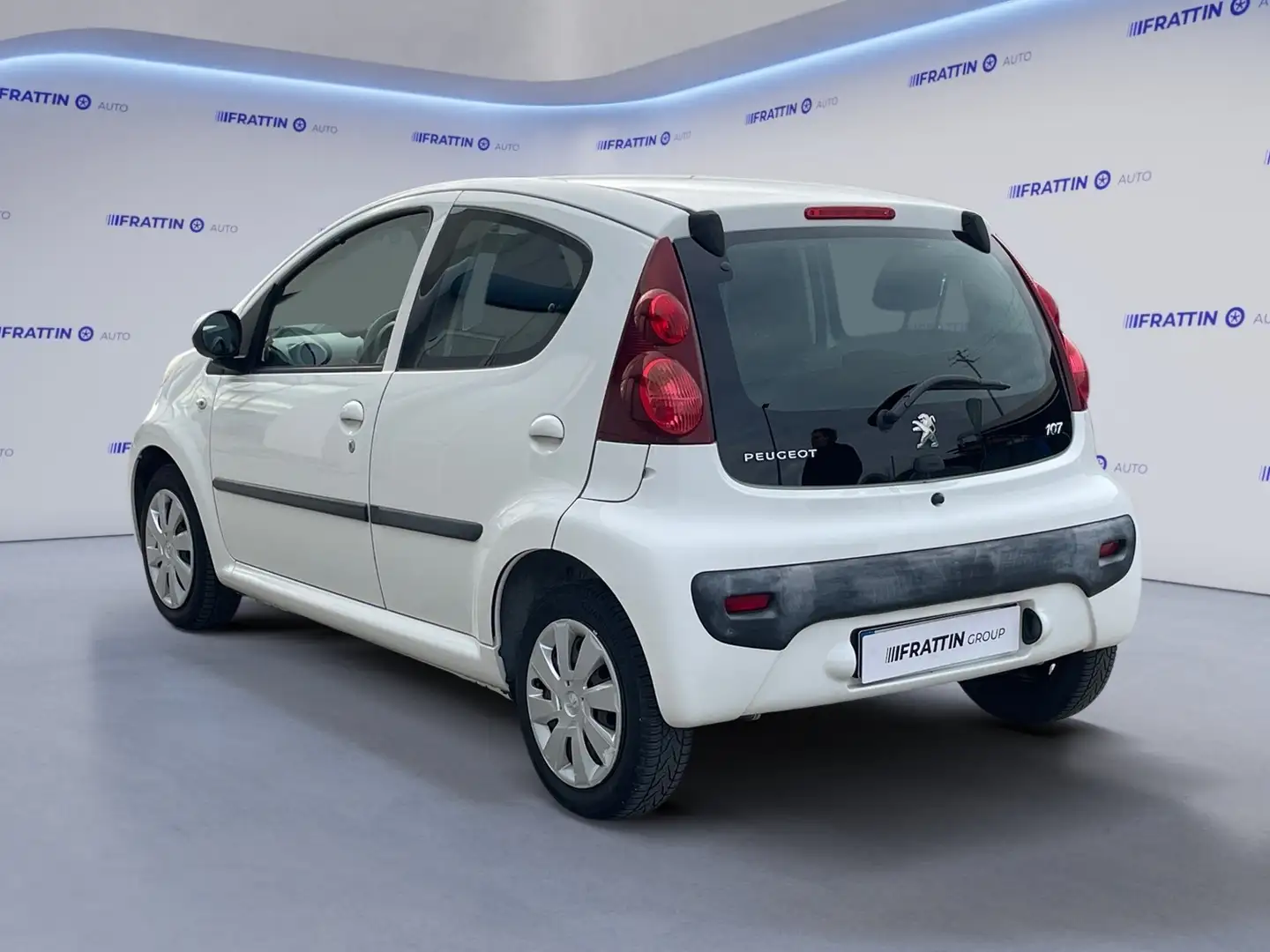 Peugeot 107 1.0 68CV 5p. Active NEOPATENTATI White - 2