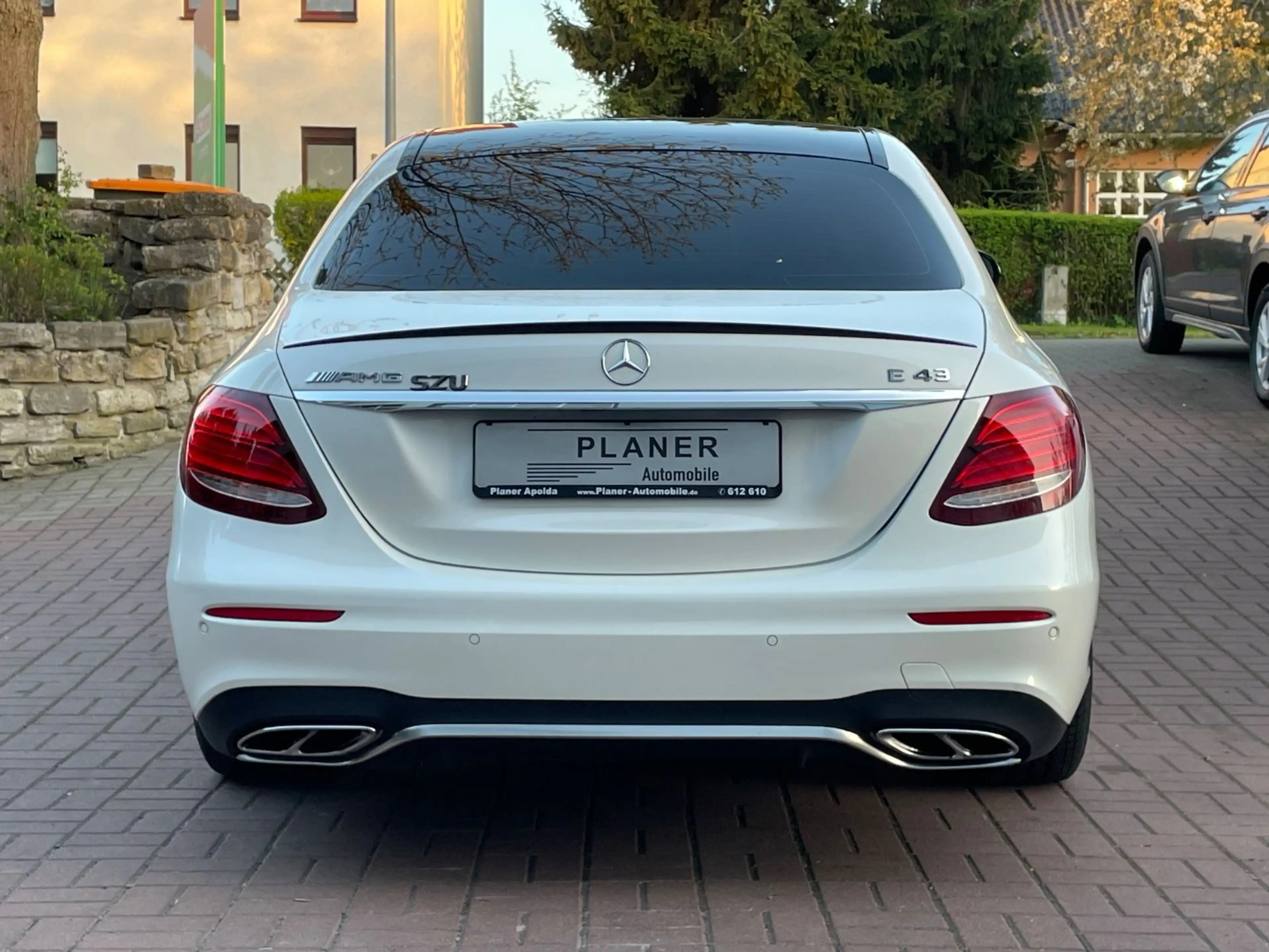 Mercedes-Benz E 43 AMG E Limousine E 43 AMG 4Matic — photo 4
