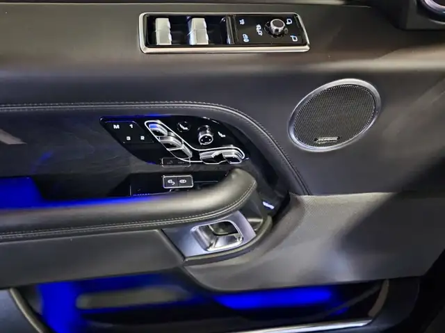 Land Rover Range Rover view 16