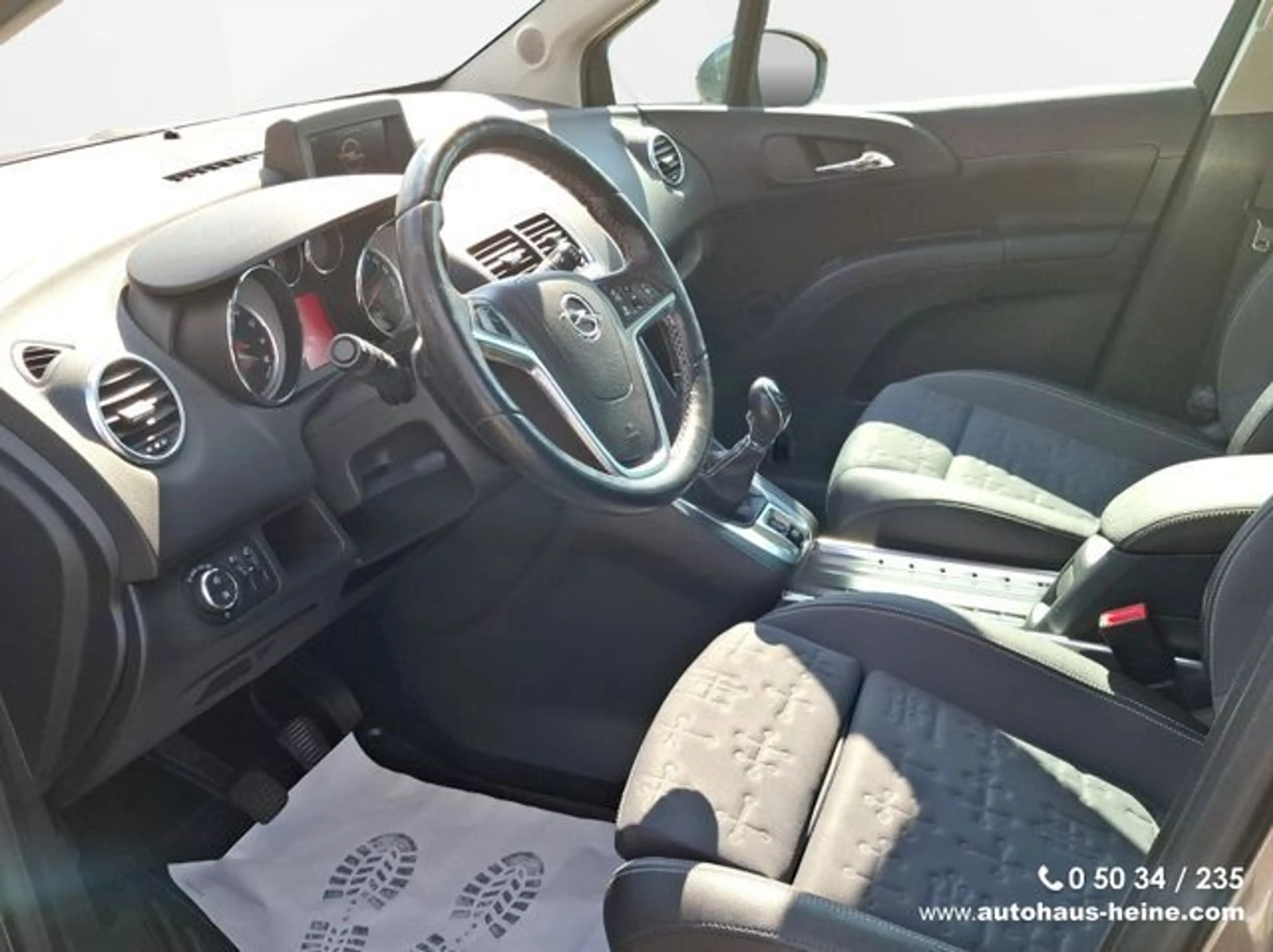 Opel Meriva Meriva B Innovation|AHK|Panorama|Navi|OPC|Allw — photo 6