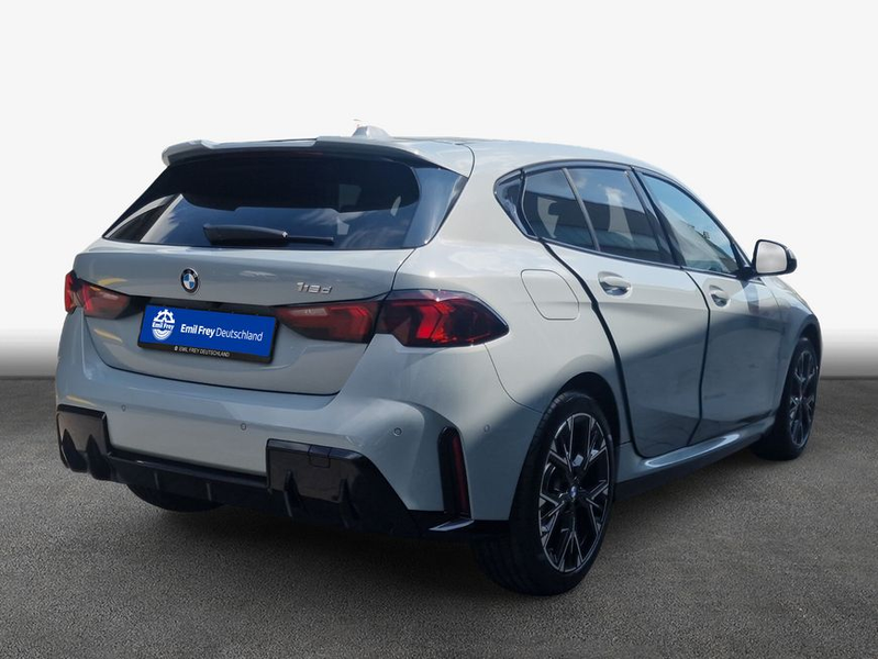 BMW 118 d Aut. 110 kW, 5-türig (Diesel) — photo 2