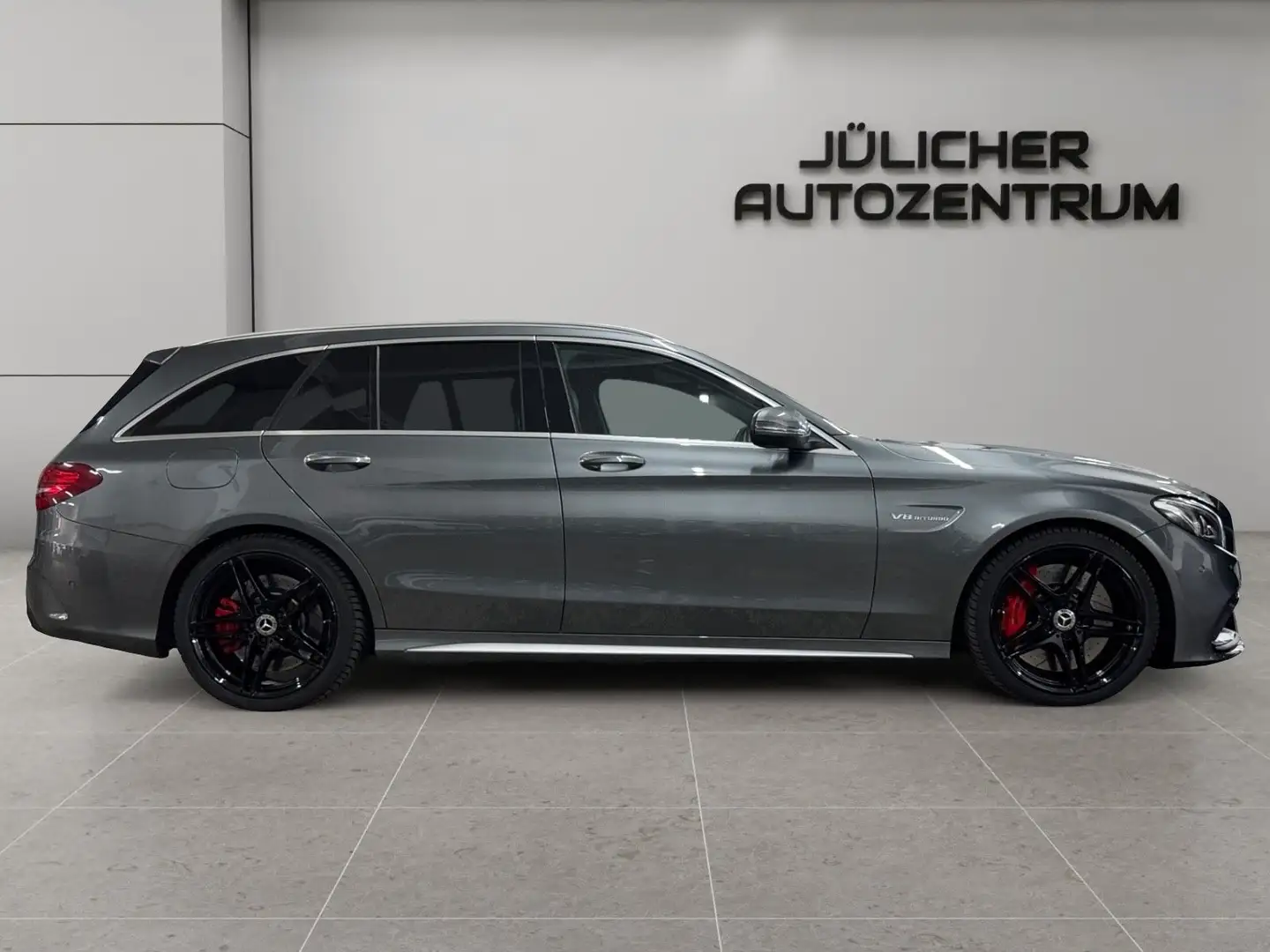 Mercedes-Benz C 63 AMG S T-Modell, Inspektion Neu, Wenig Km Grau - 2