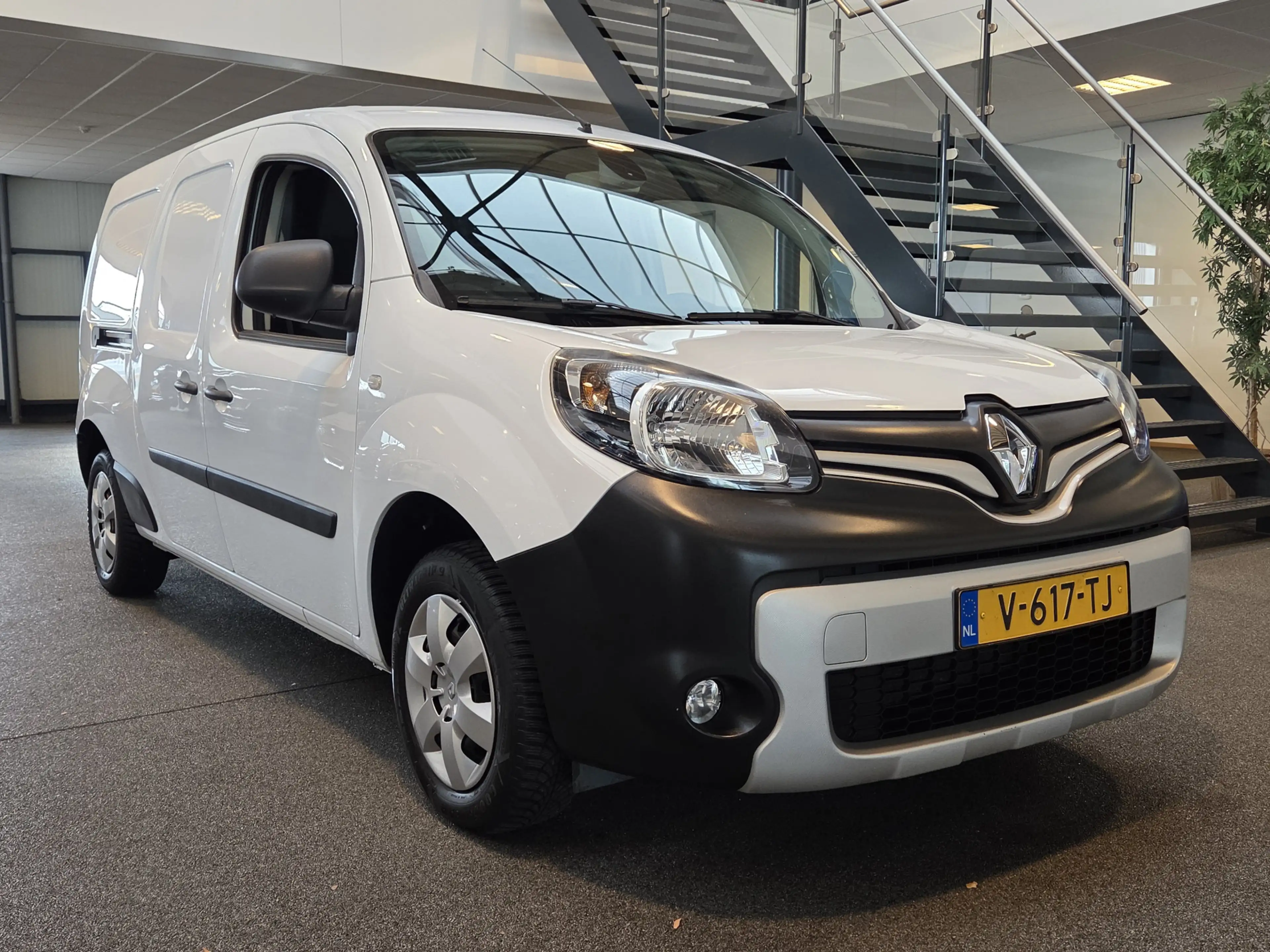 Renault Kangoo 1.5 dCi 90 Energy Luxe Maxi / Carplay / Trekhaak / — photo 6