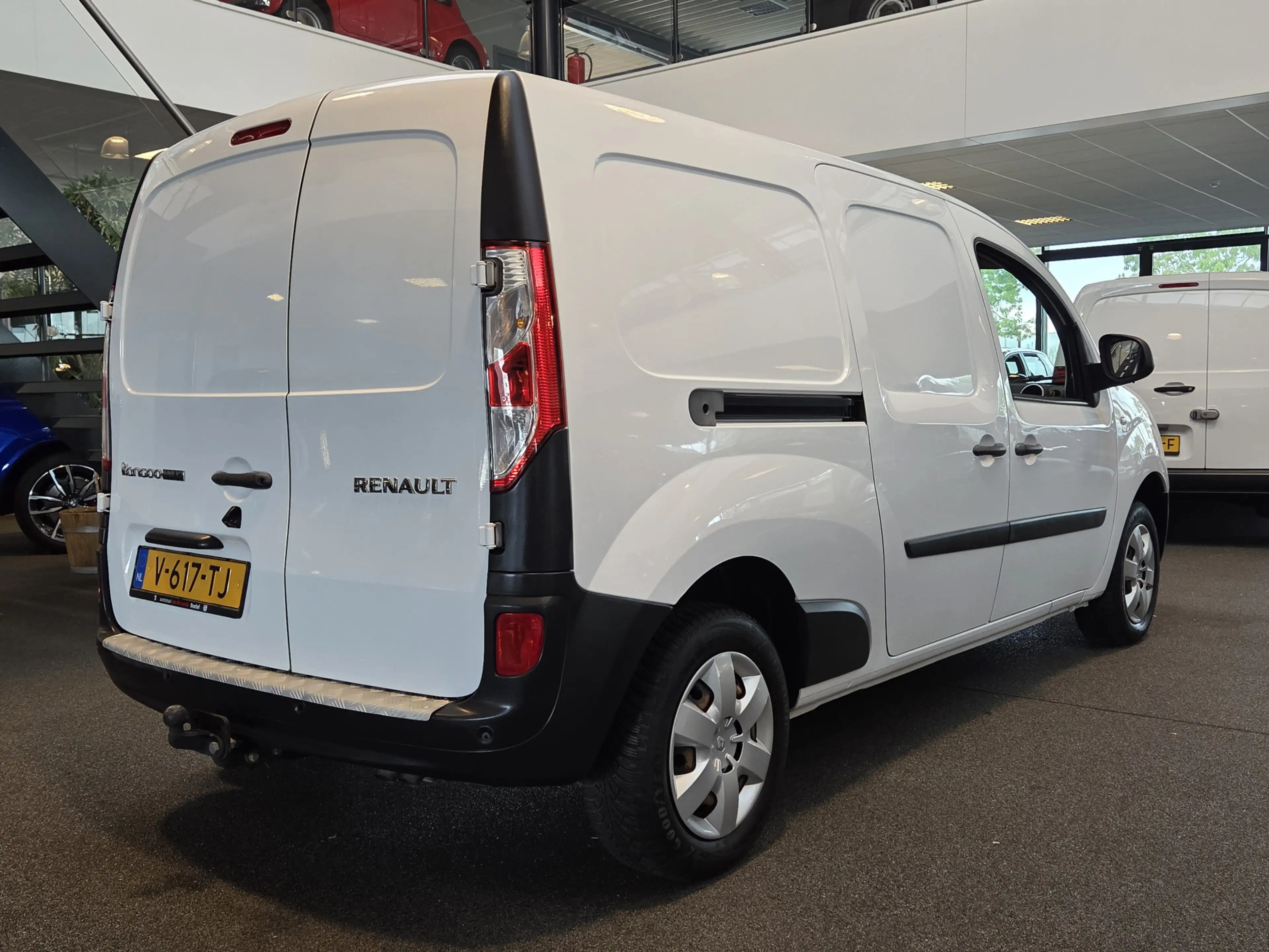 Renault Kangoo 1.5 dCi 90 Energy Luxe Maxi / Carplay / Trekhaak / — photo 4