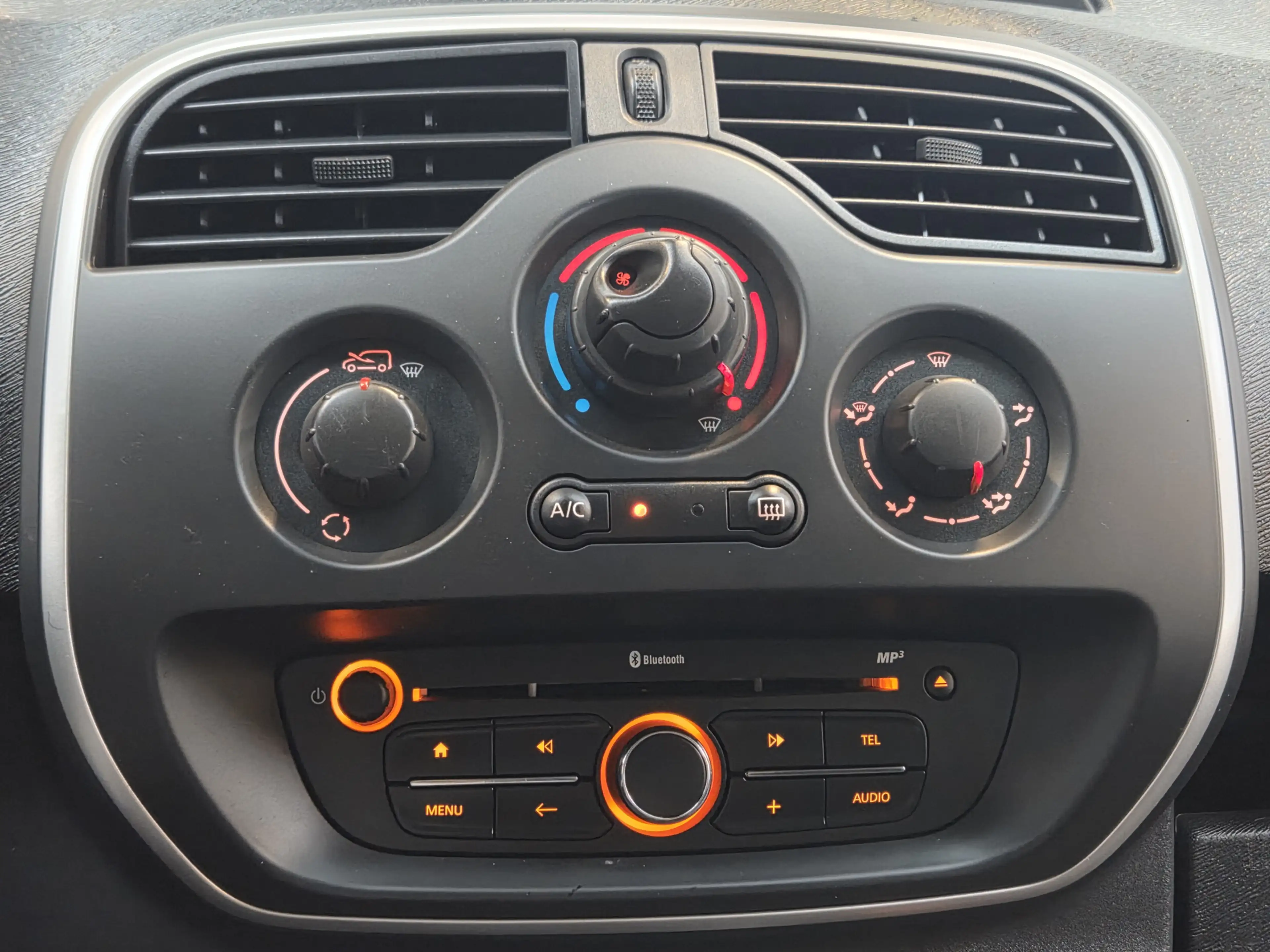 Renault Kangoo 1.5 dCi 90 Energy Luxe Maxi / Carplay / Trekhaak / — photo 26