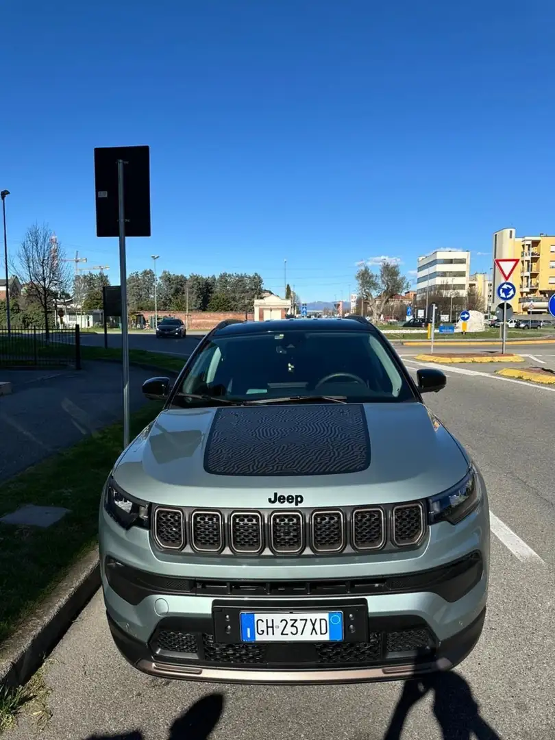 Jeep Compass 1.5 turbo t4 mhev Upland 2wd 130cv dct Groen - 1