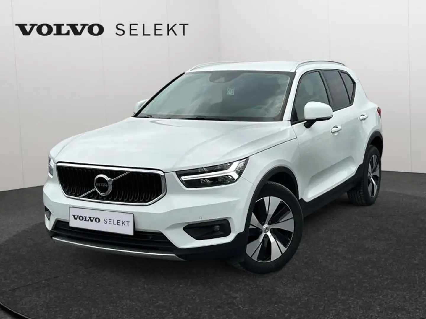 Volvo XC40 T3 Momentum Pro / Essence Blanc - 1