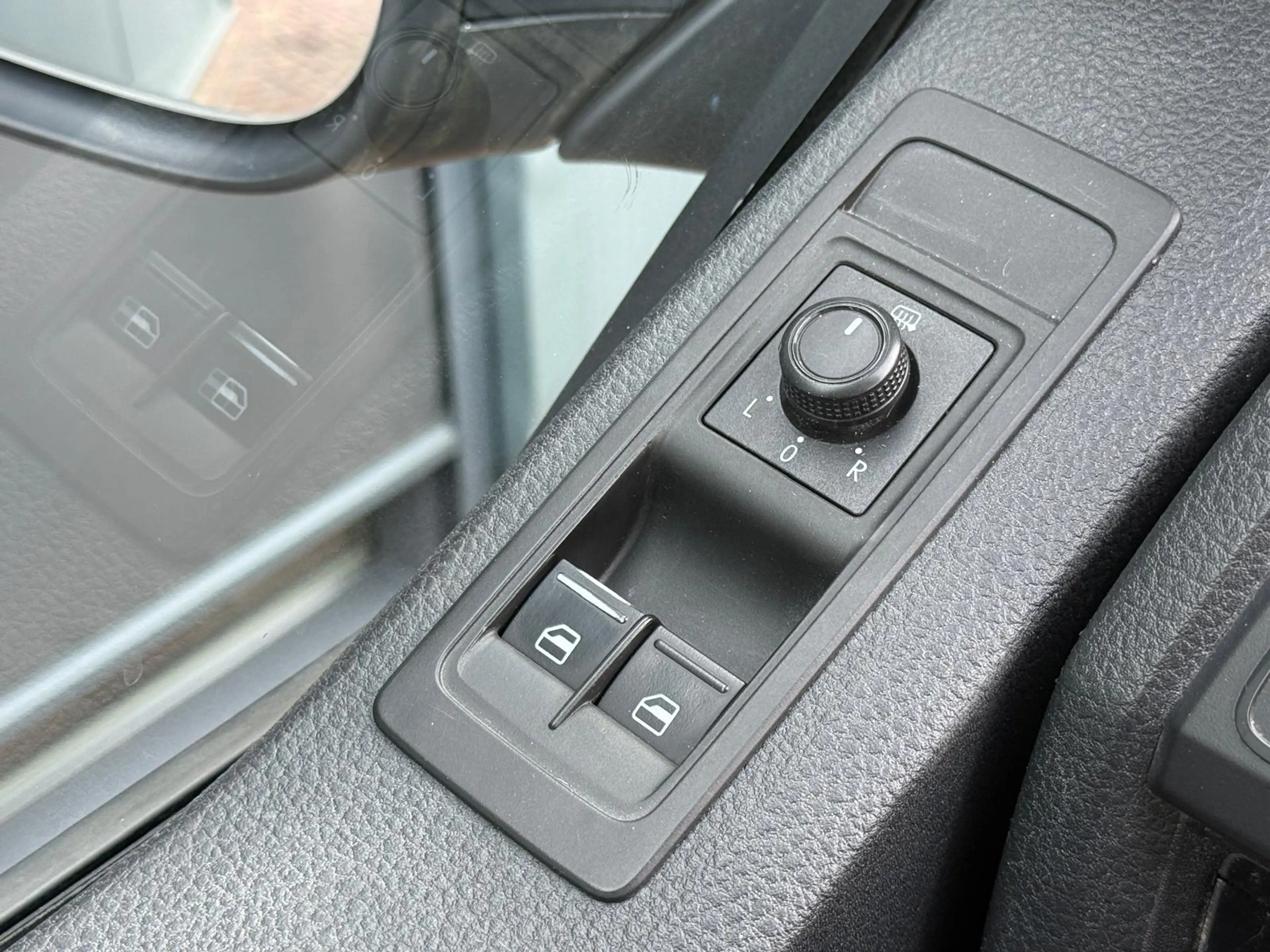 Volkswagen Transporter 2.0 TDI L2 Airco Dubbel Cabine 102PK Trekhaak 1e E — photo 14