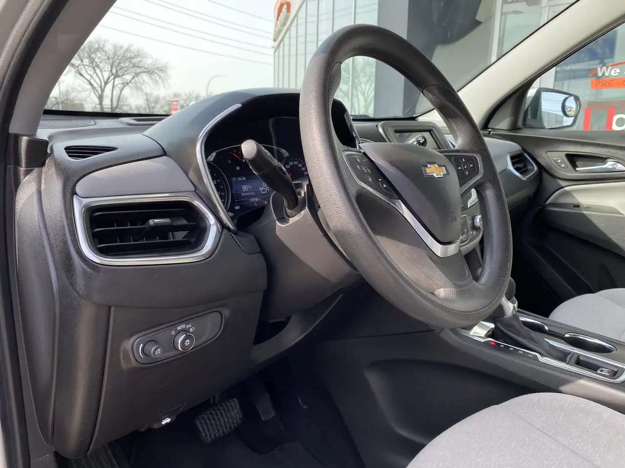 Chevrolet Equinox снимка Chevrolet Equinox