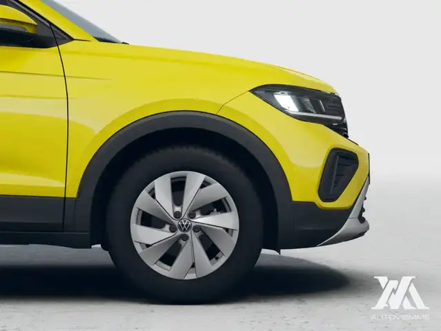 Volkswagen T-Cross view 5