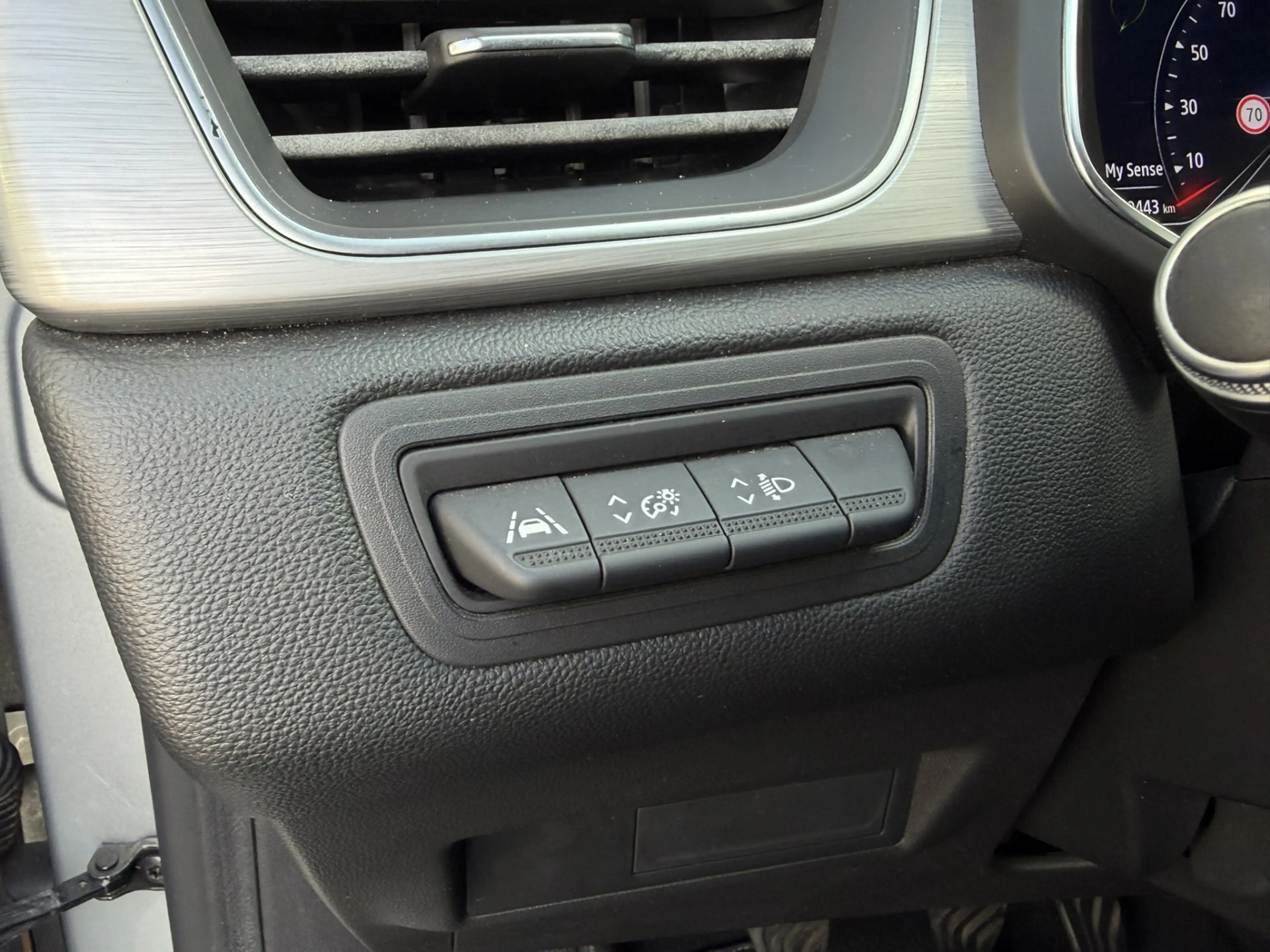 Renault Captur 1.0 TCe 90 Intens Clima CarPlay Led — photo 15