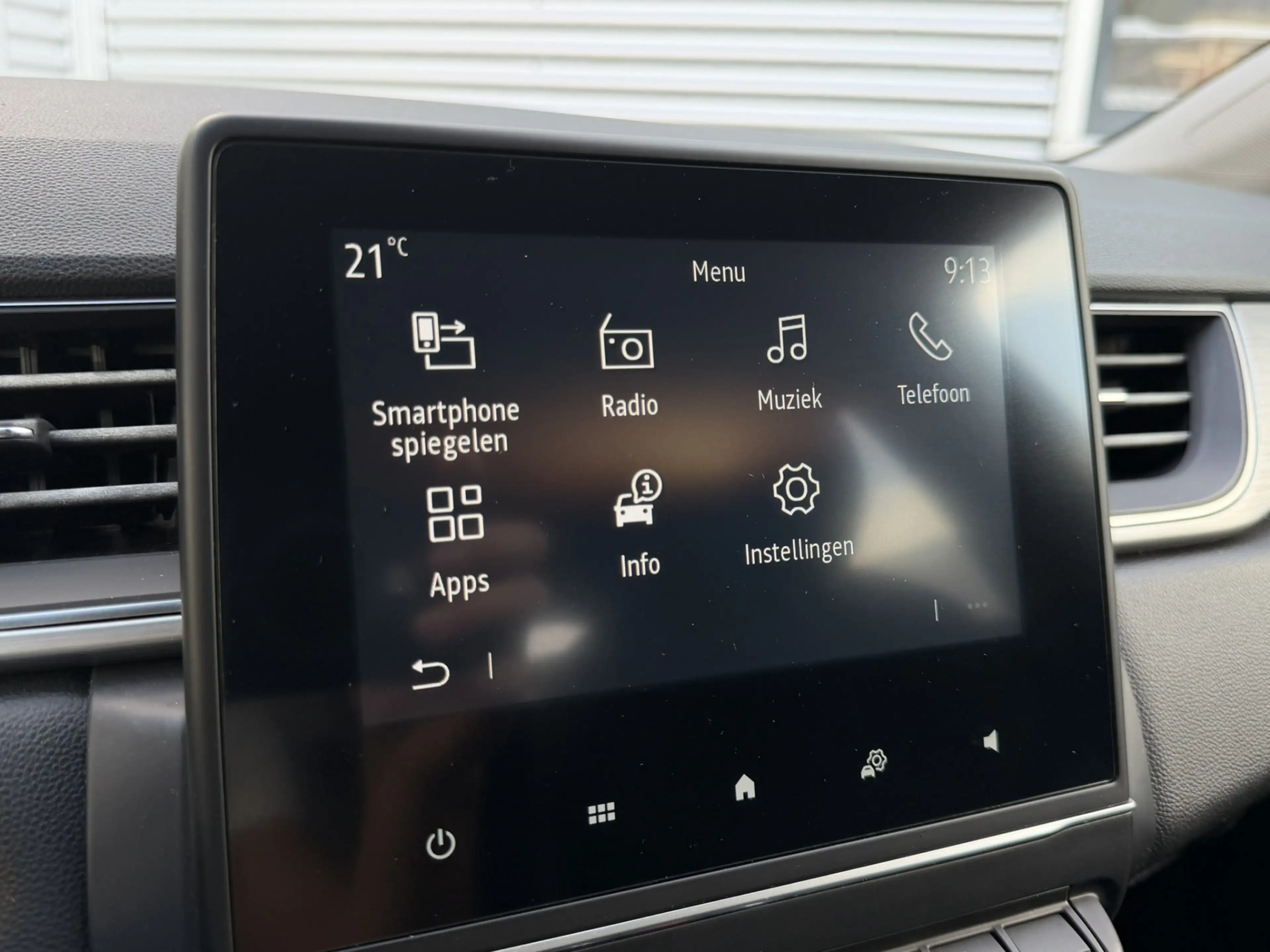 Renault Captur 1.0 TCe 90 Intens Clima CarPlay Led — photo 9