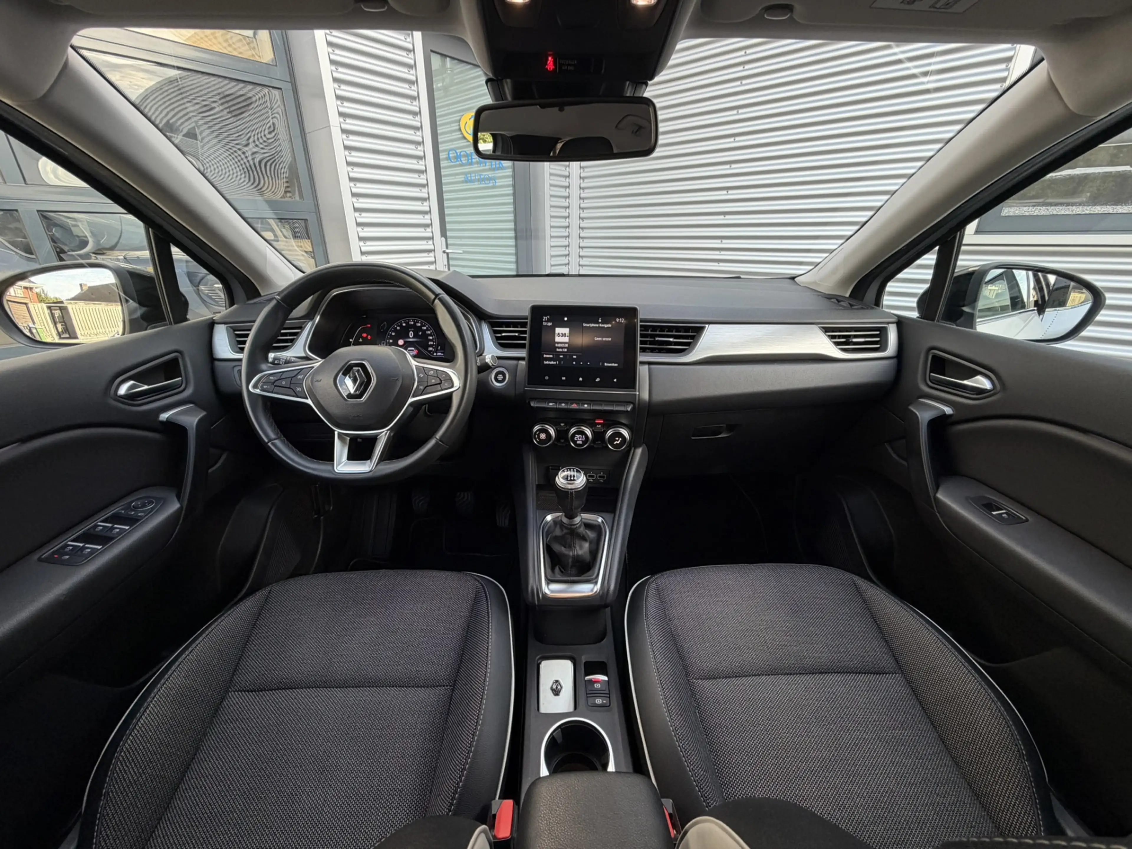 Renault Captur 1.0 TCe 90 Intens Clima CarPlay Led — photo 6