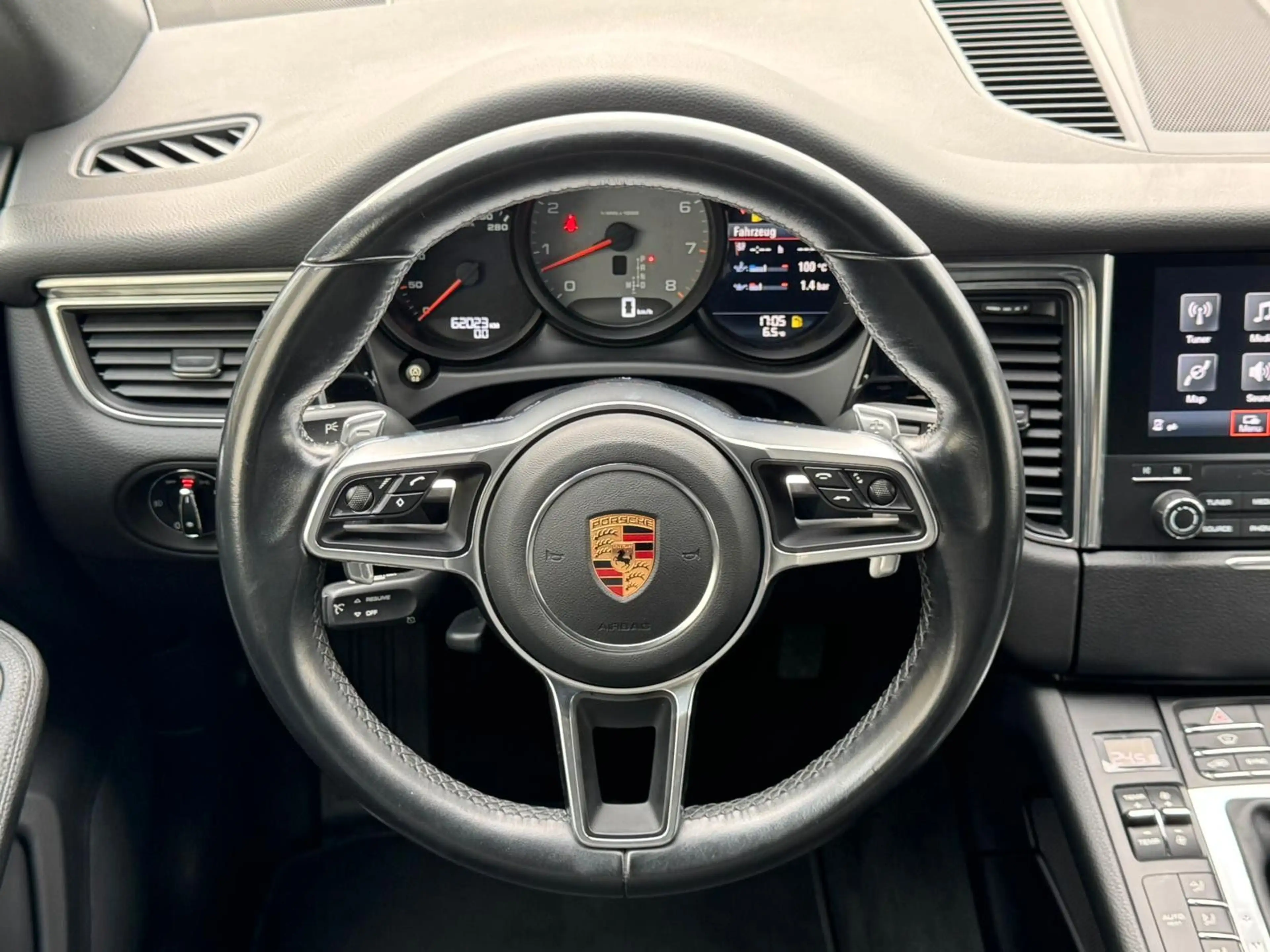 Porsche Macan 4S 3.0 8FACH DEUTSCH NAVI SITZ-HZ BI-XENON — photo 14