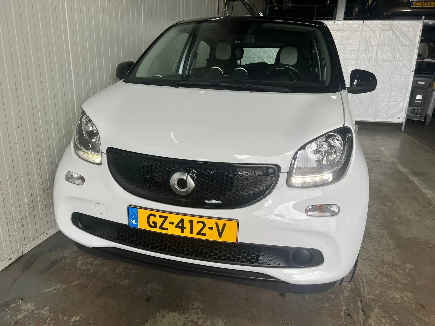 smart forFour zeer netjes 1.0 Joy Edition Zwart - 2