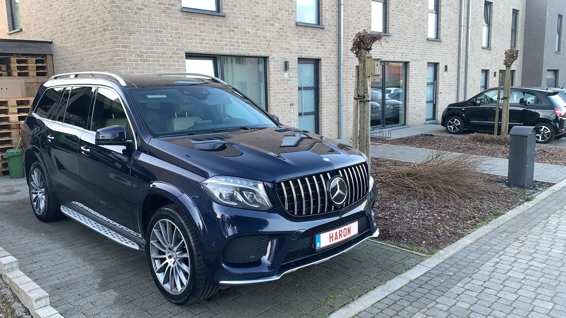 Mercedes-Benz GLS 350 d 4Matic 9G-TRONIC AMG Line Albastru - 2