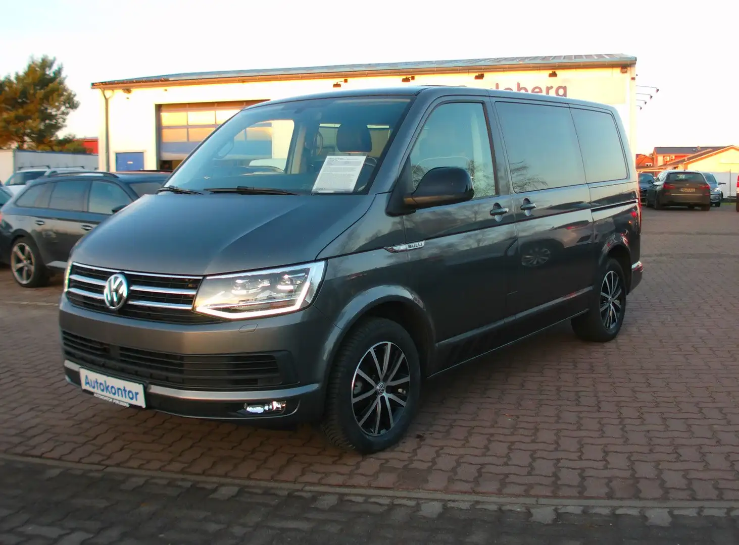 Volkswagen T6 Multivan Edition 30.LED.Teilleder.AHK Gris - 1