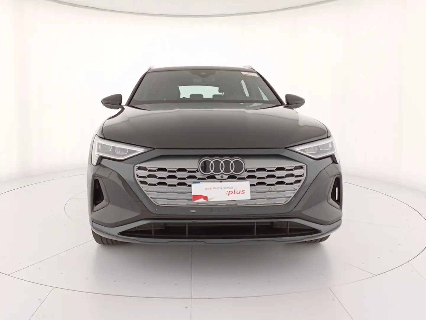Audi Q8 e-tron 55 business advanced quattro Noir - 2