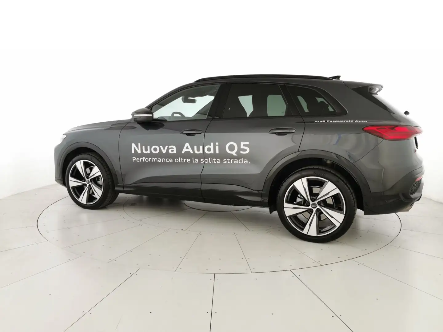 Audi Q5 2.0 tdi mhev+ Launch edition One quattro 204cv s- Grijs - 2