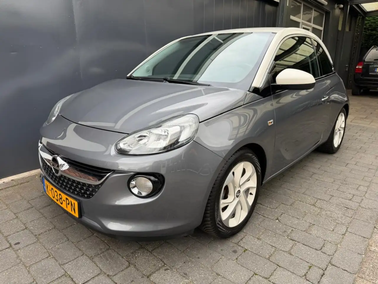 Opel Adam