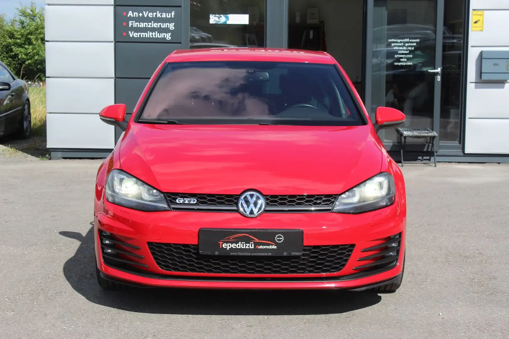 Volkswagen Golf VII Lim. GTD BMT*BI-XENON*NAVI*KEYLESS*AHK* Rouge - 2