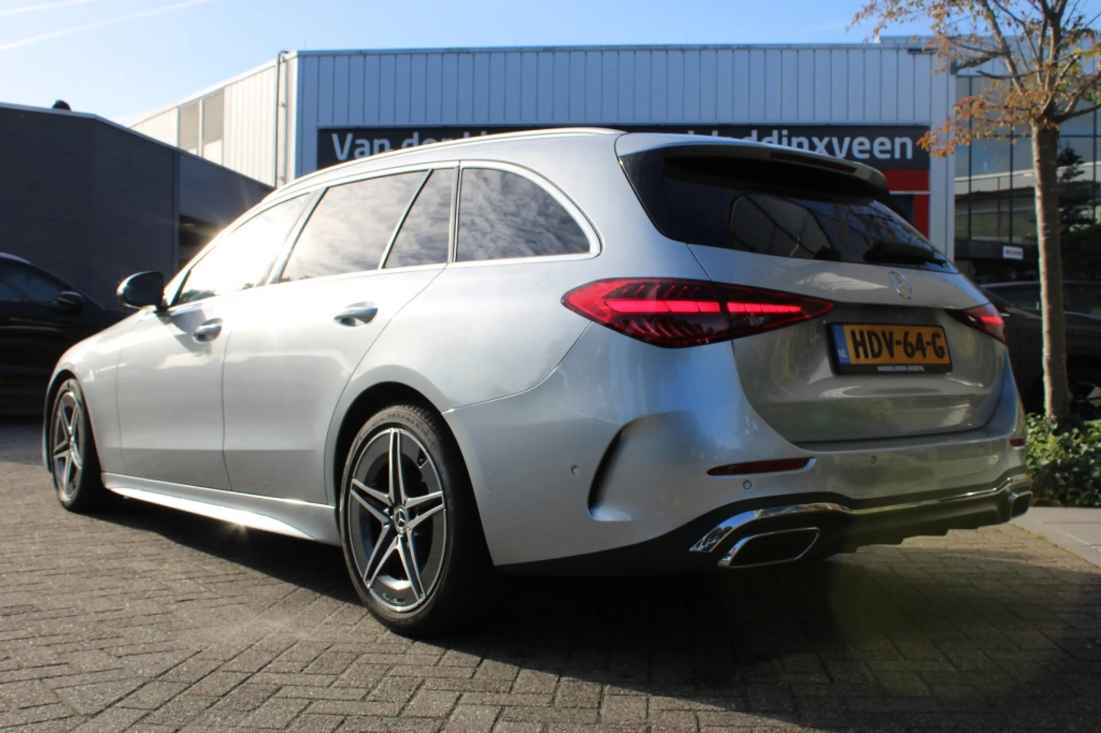 Mercedes-Benz C 180 Estate AMG Line Pano/Leder-stof/18"/360cam/Laserle — photo 3