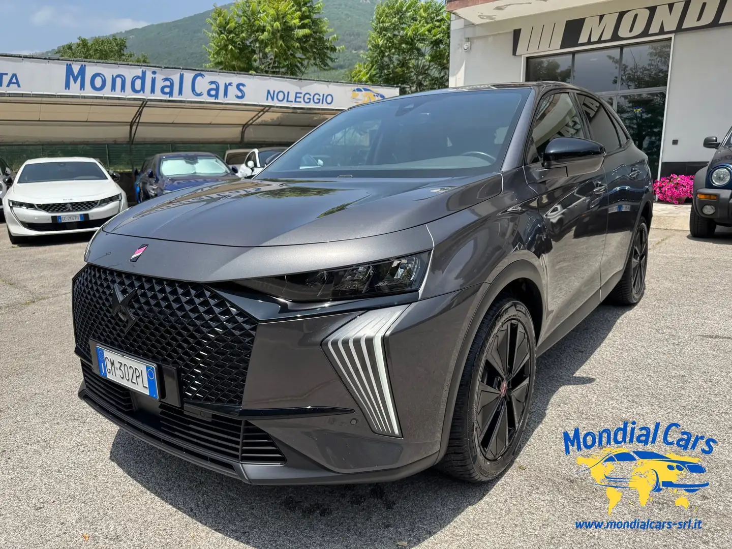 DS Automobiles DS 7 Crossback DS7 1.5 bluehdi Performance Line+ 130cv auto Grigio - 1