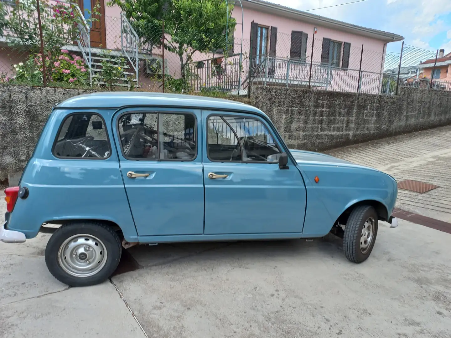 Renault R 4 R4 5p 956 TL - 1