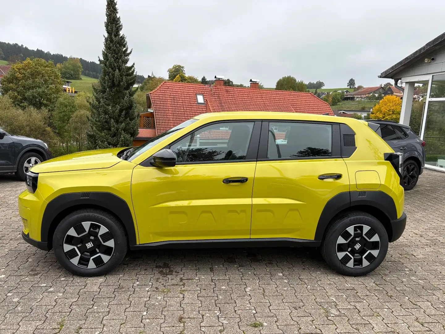 Fiat Grande Panda 1.2 Hybrid AUTOMATIK, LED, CARPLAY Geel - 2