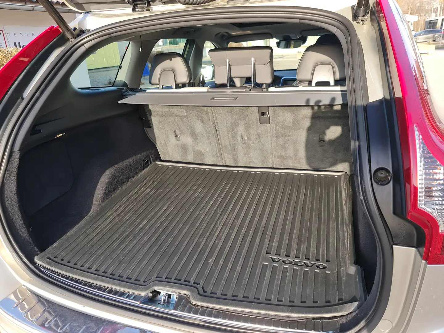 Volvo XC60 D3 Selection Geartronic Gold - 2