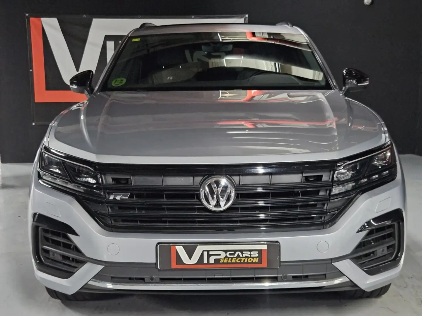 Volkswagen Touareg Todoterreno Automático de 5 Puertas Gris - 2