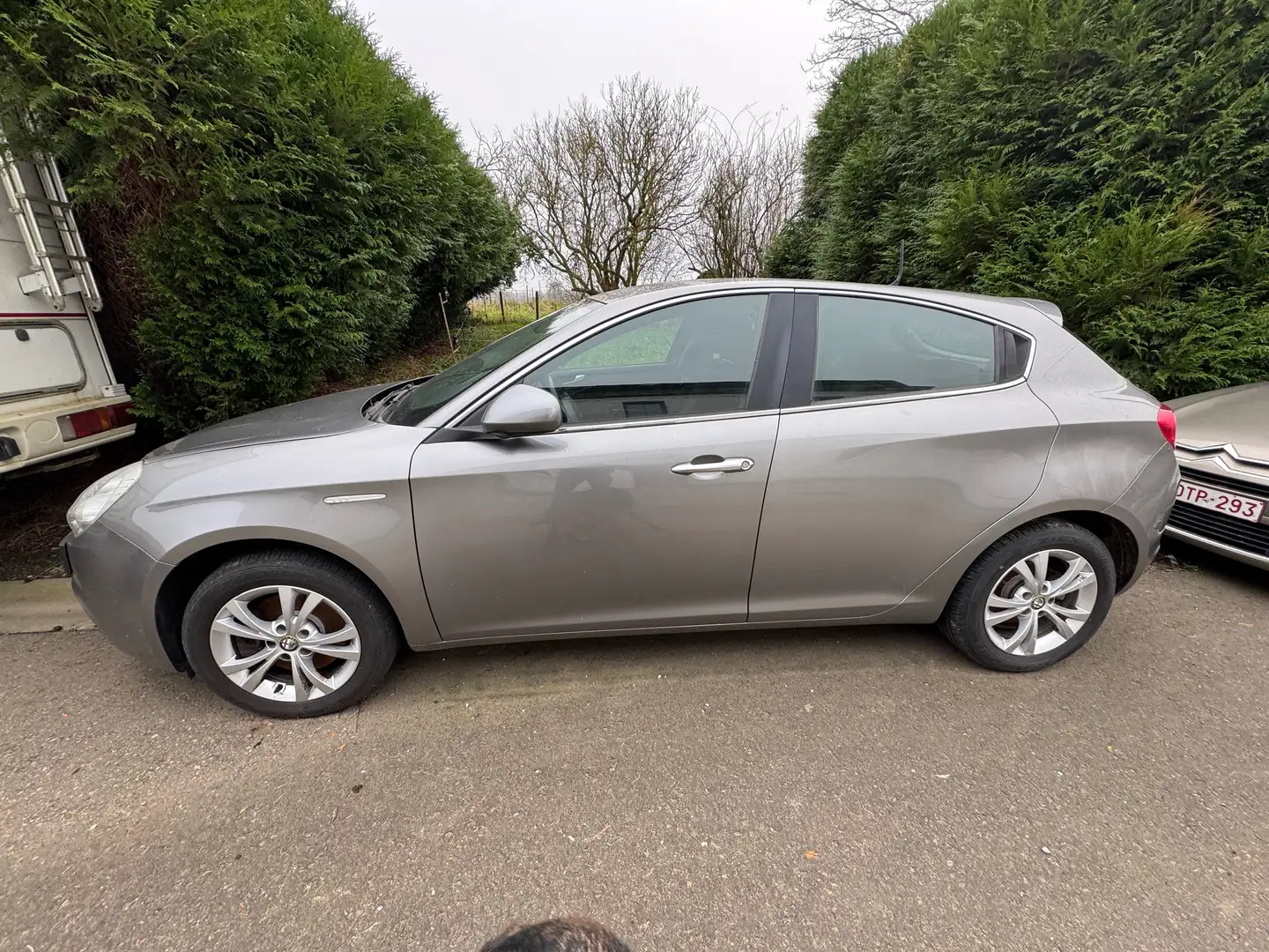 Alfa Romeo Giulietta Giulietta 1.4i Multi Air Distinctive Start Argent - 2
