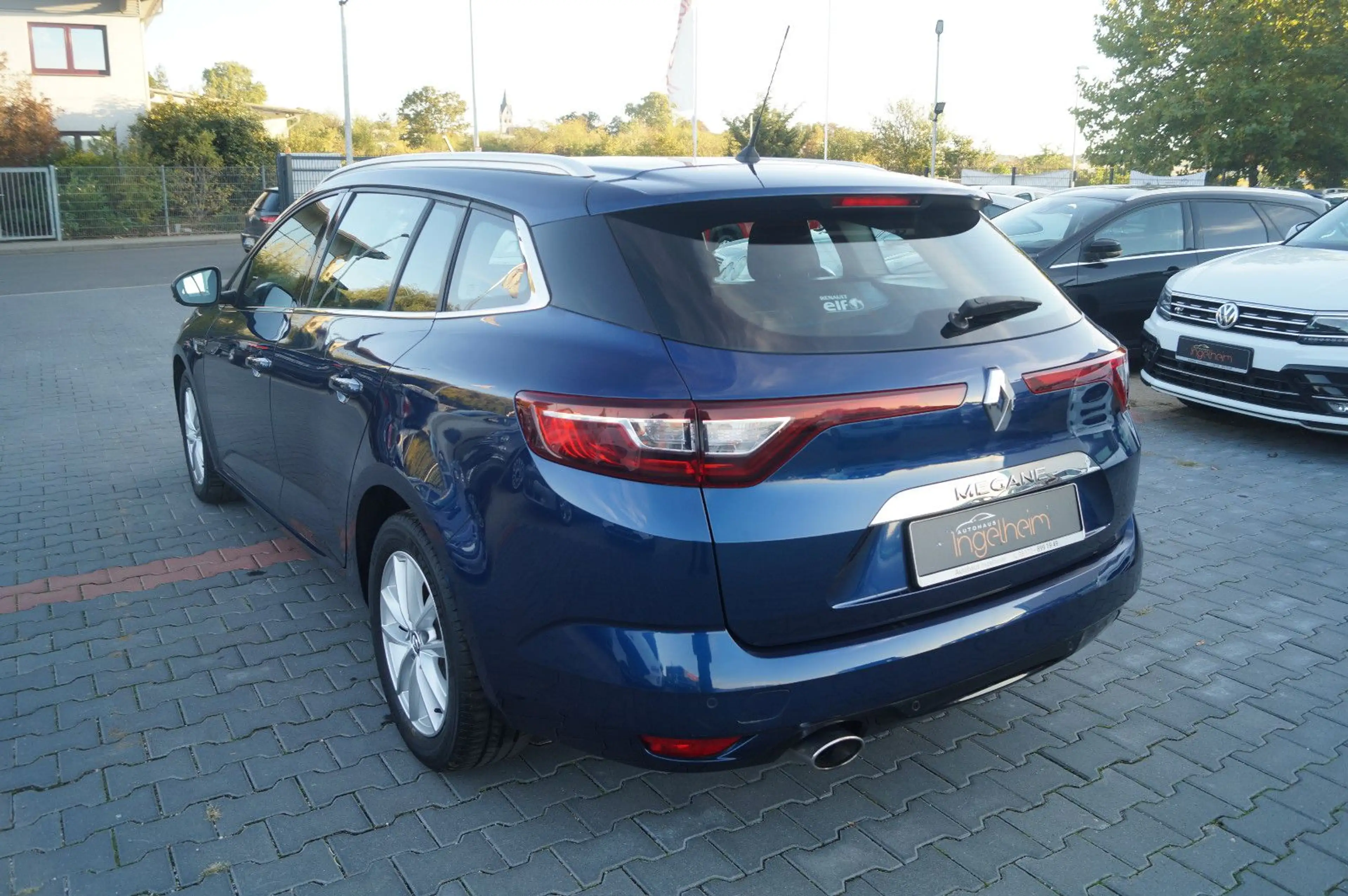 Renault Megane IV Grandtour Intens AUTOMATIK PDC Nav SHZ — photo 6