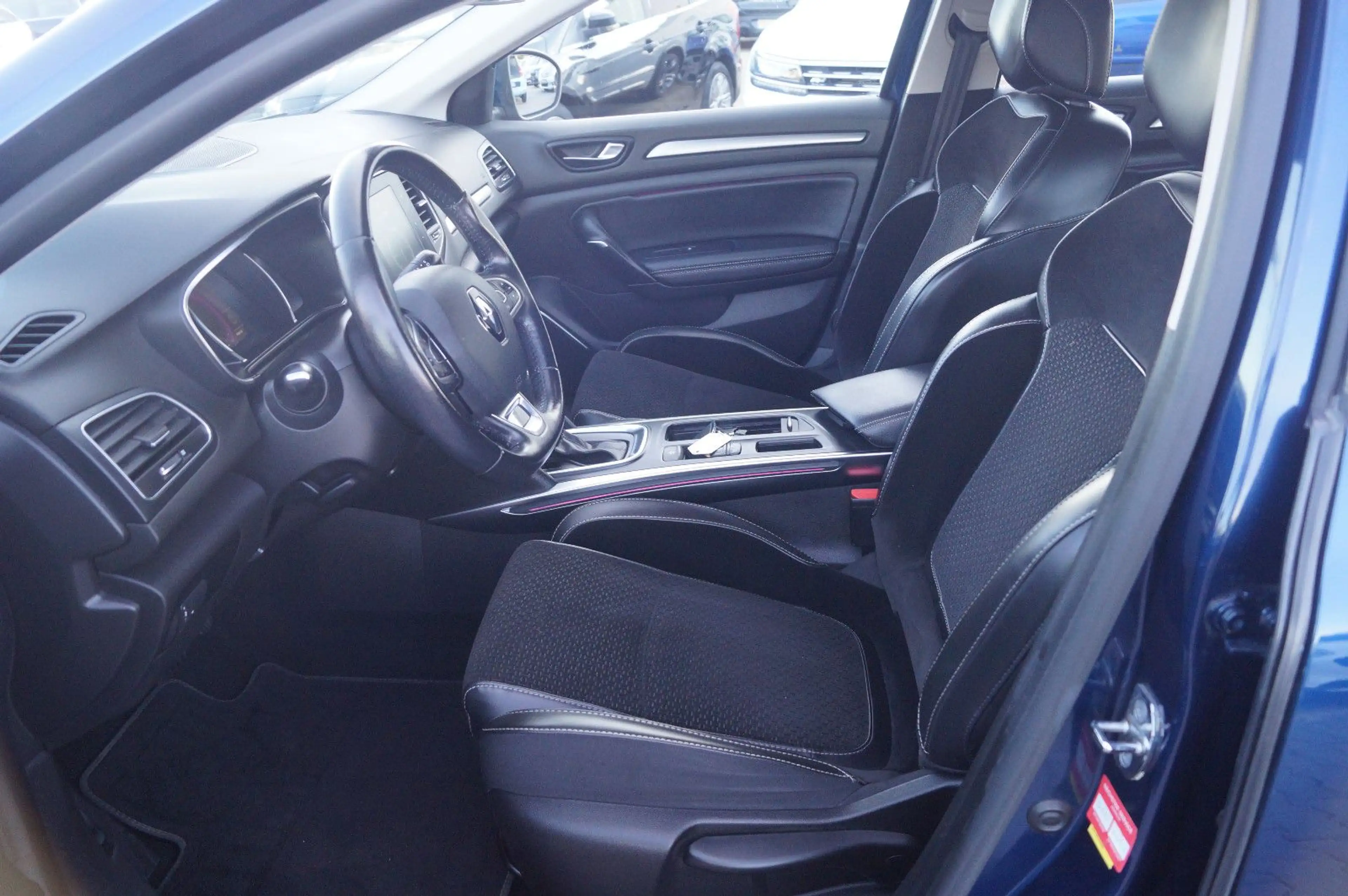 Renault Megane IV Grandtour Intens AUTOMATIK PDC Nav SHZ — photo 15