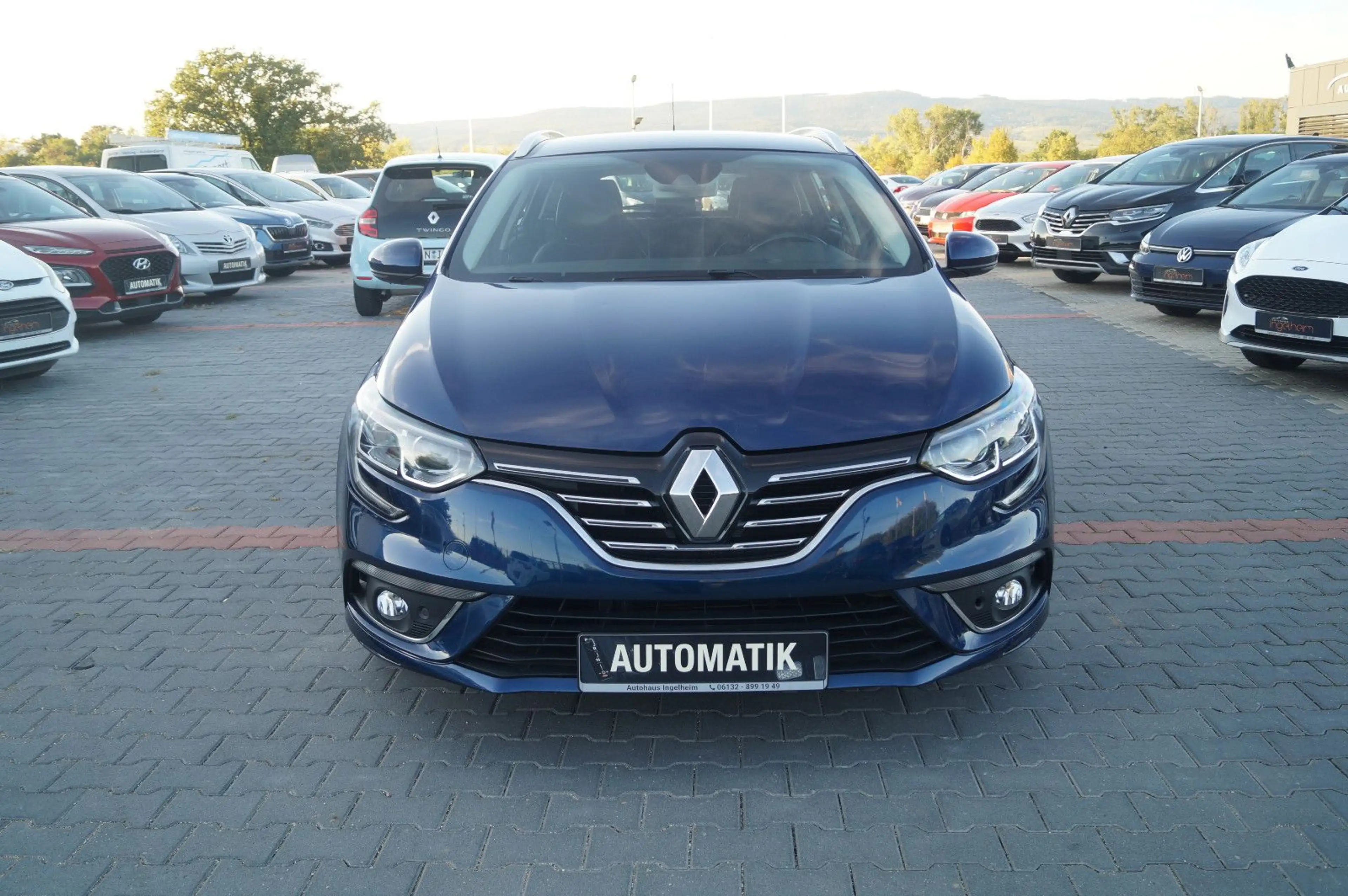 Renault Megane IV Grandtour Intens AUTOMATIK PDC Nav SHZ — photo 4