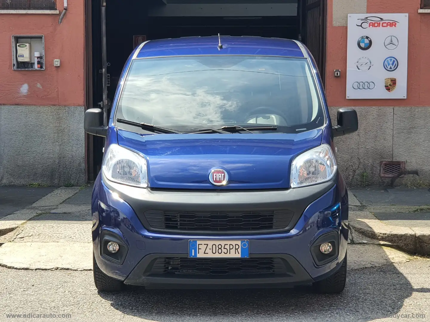 Fiat Qubo 1.4 8V 77 CV Easy GPL Kék - 2