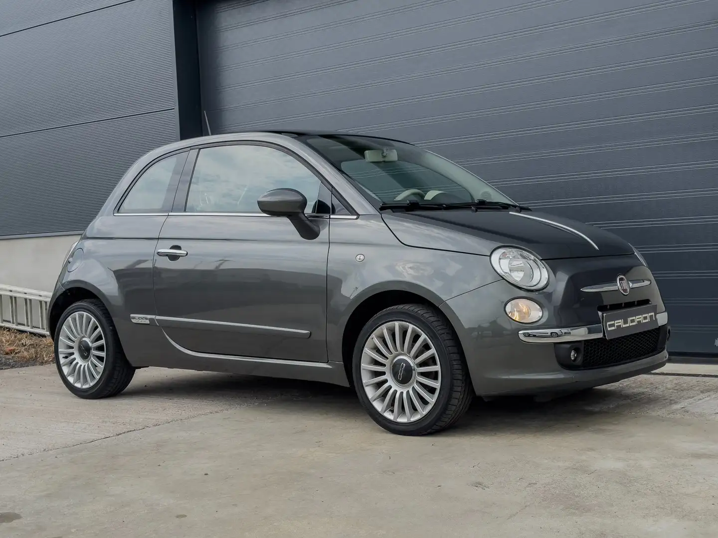 Fiat 500 1.2 Lounge / 22.350km / 1 Year Warranty Gris - 2