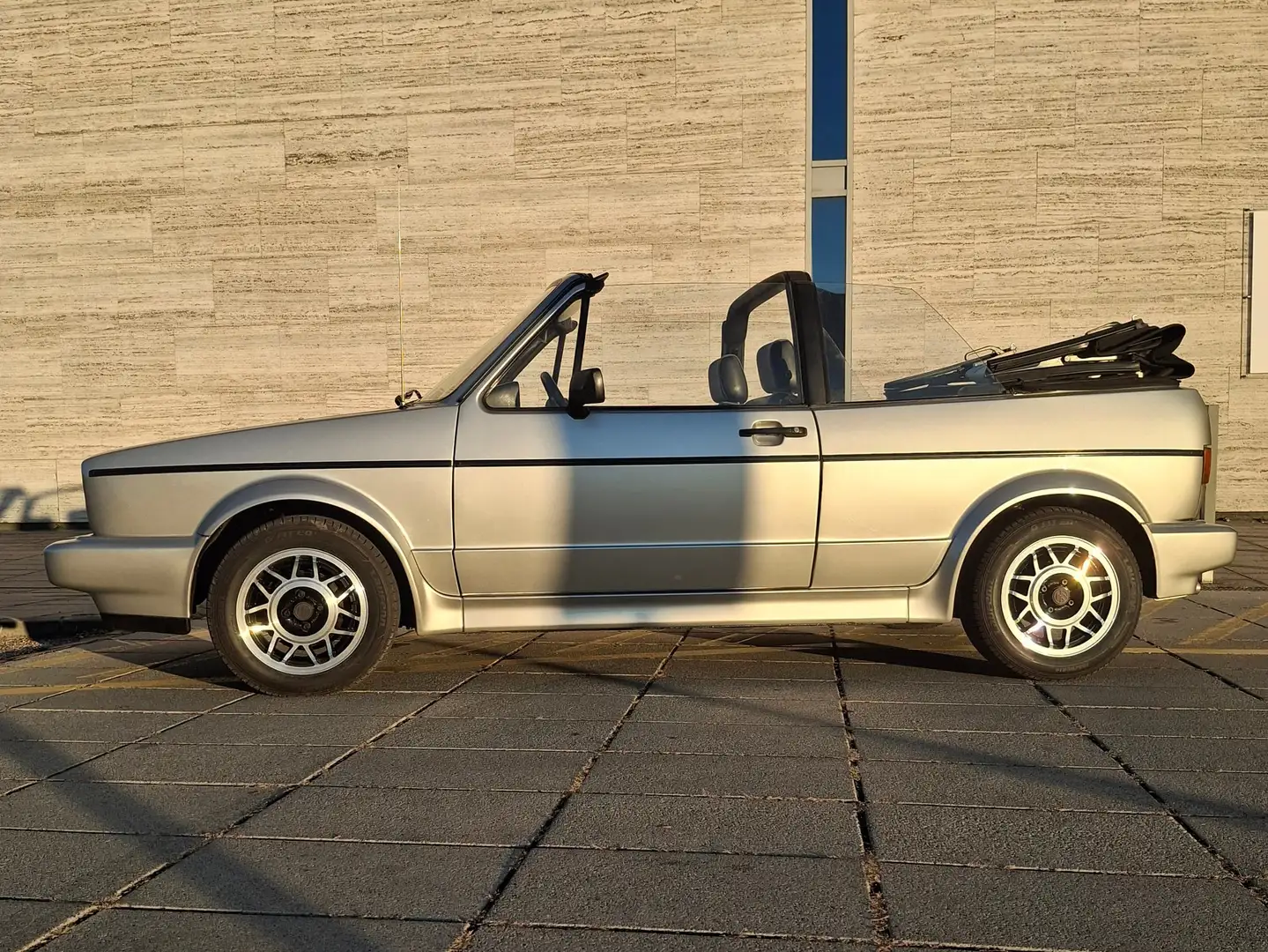 Volkswagen Golf Cabriolet SEHR SELTENE FLASH SILVER METALLIC! RESTAURIERT!!! Silber - 1
